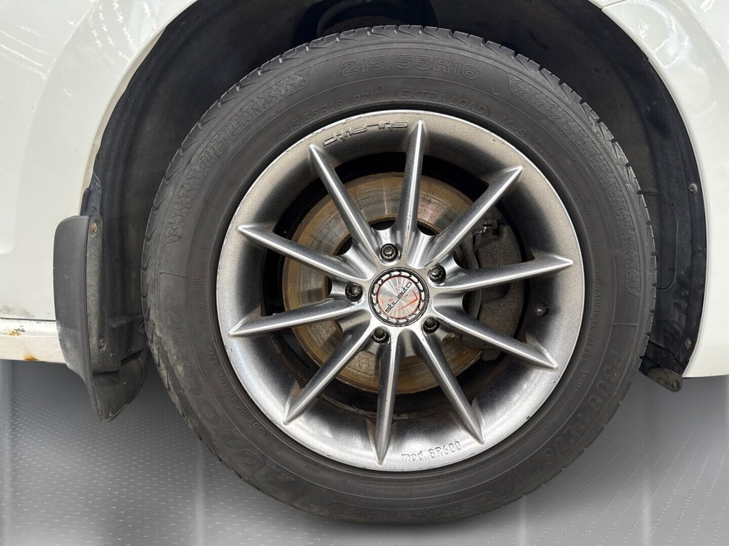 VOLKSWAGEN Touran 2017