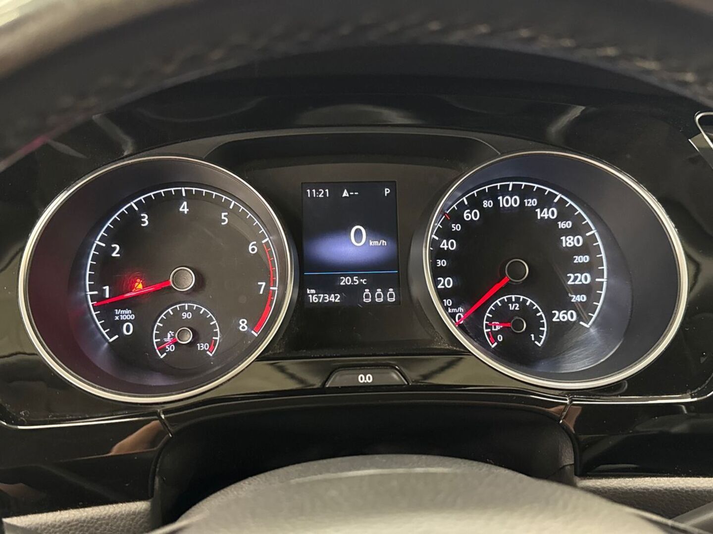 VOLKSWAGEN Touran 2017