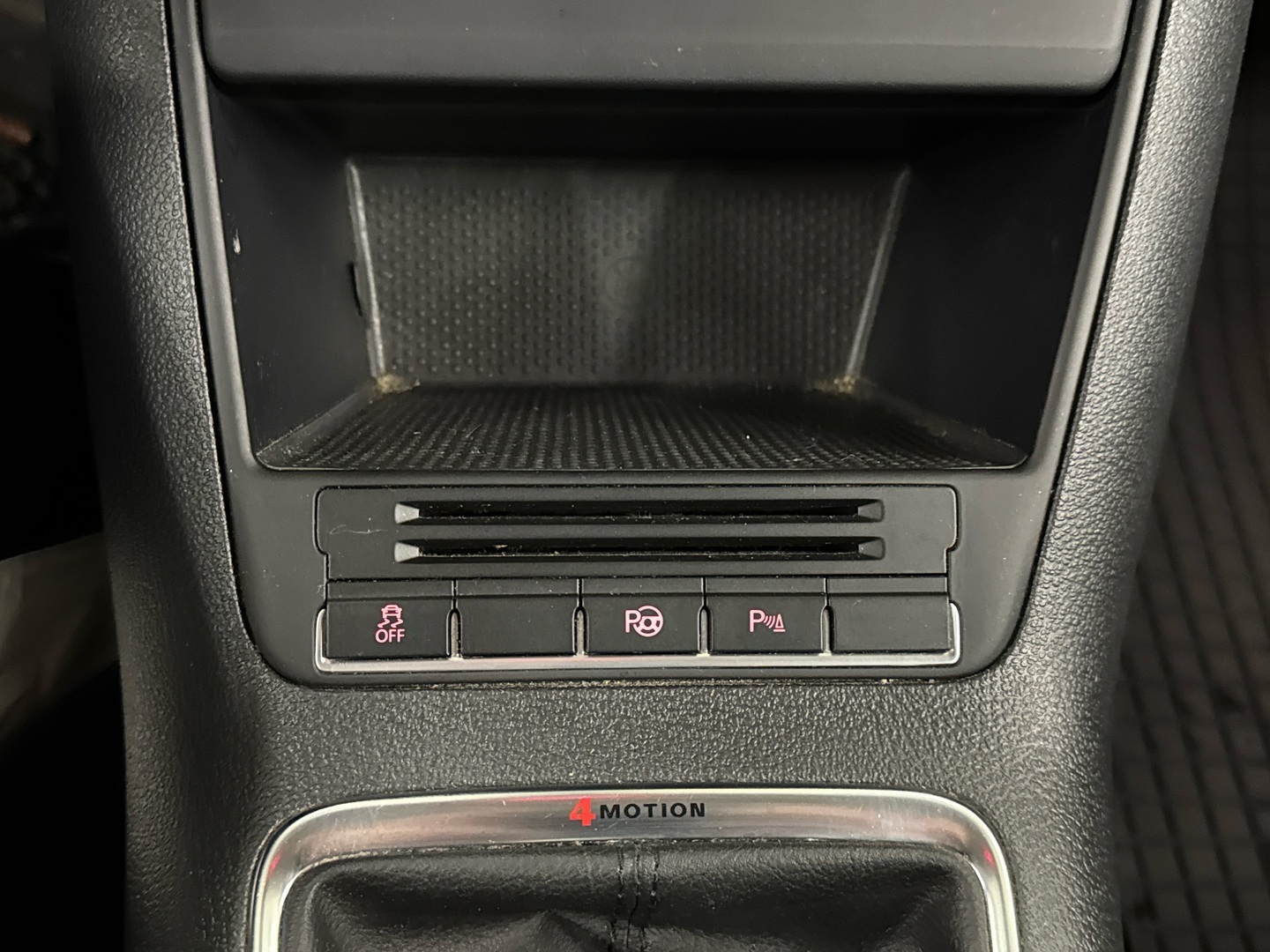 VOLKSWAGEN Tiguan 2013