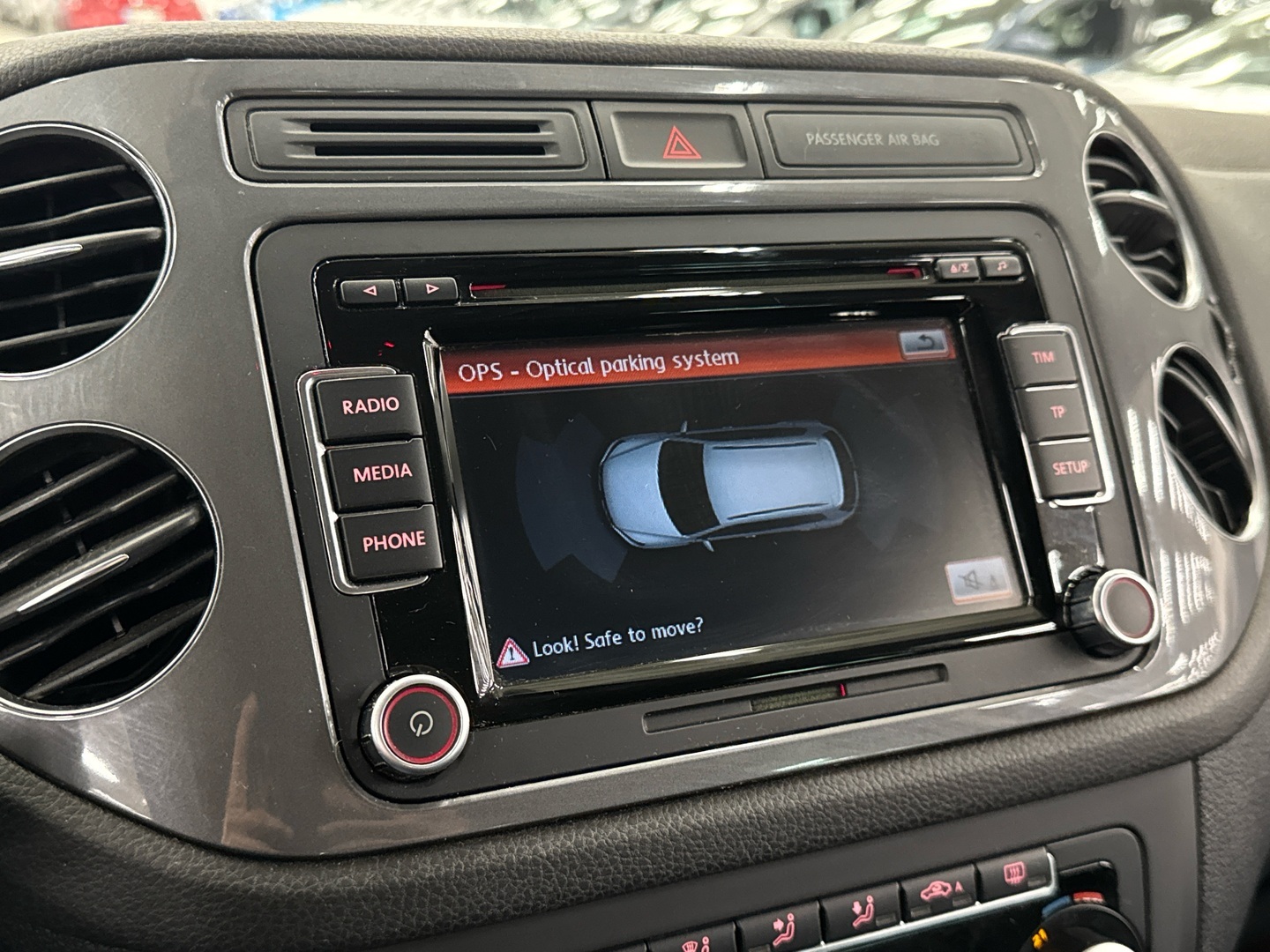 VOLKSWAGEN Tiguan 2013