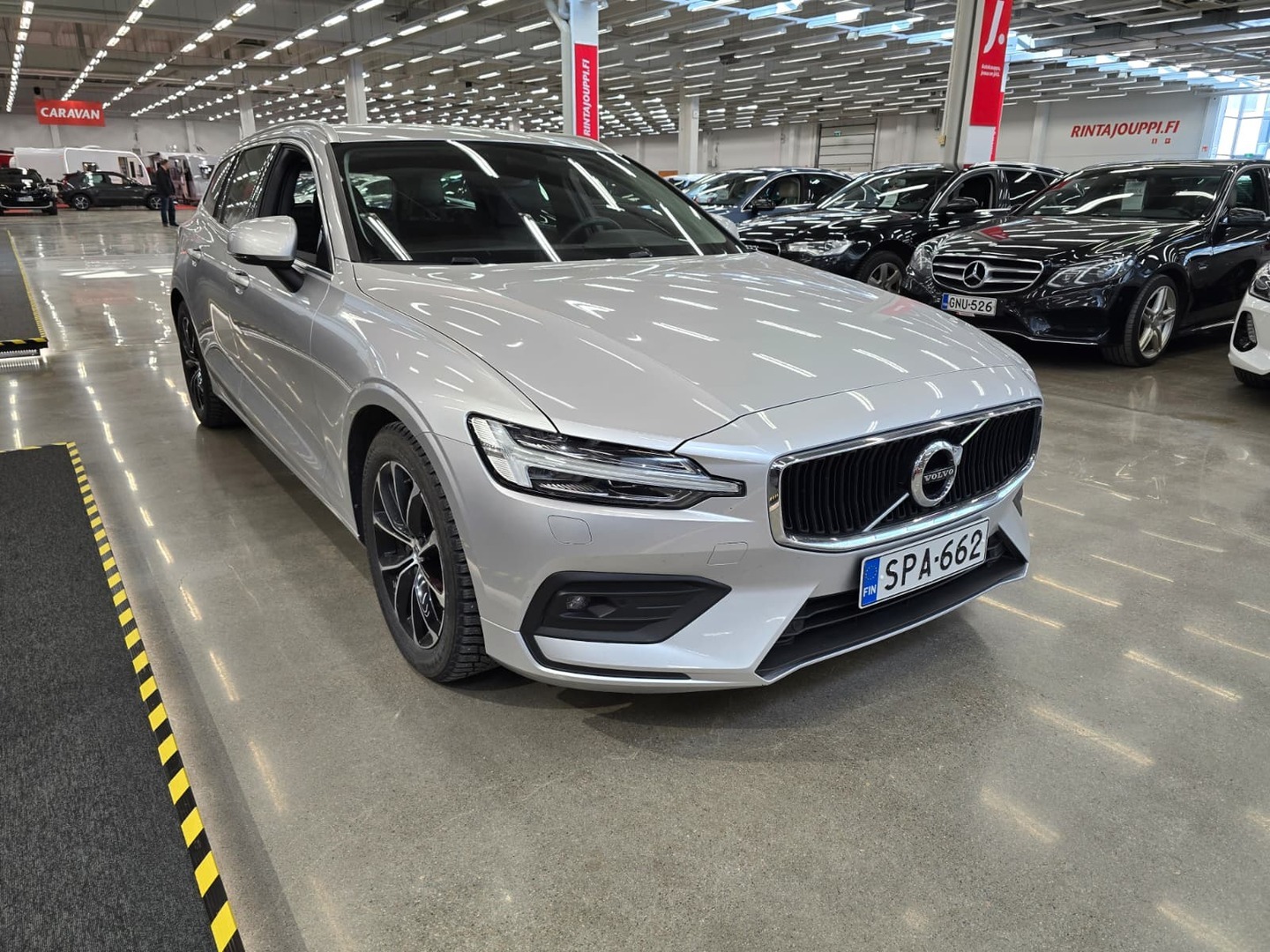 VOLVO V60 2020