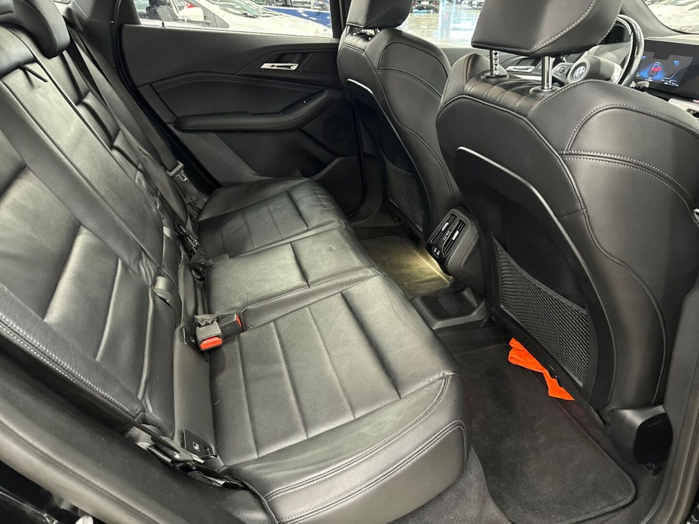 BMW 225 2023