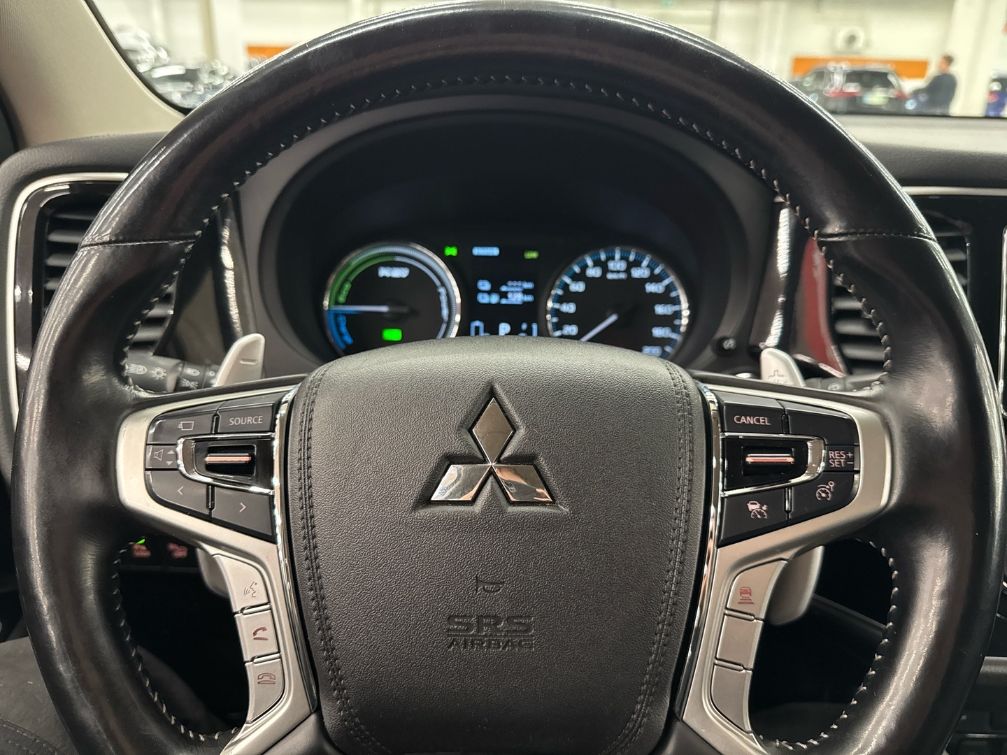 MITSUBISHI Outlander PHEV 2018