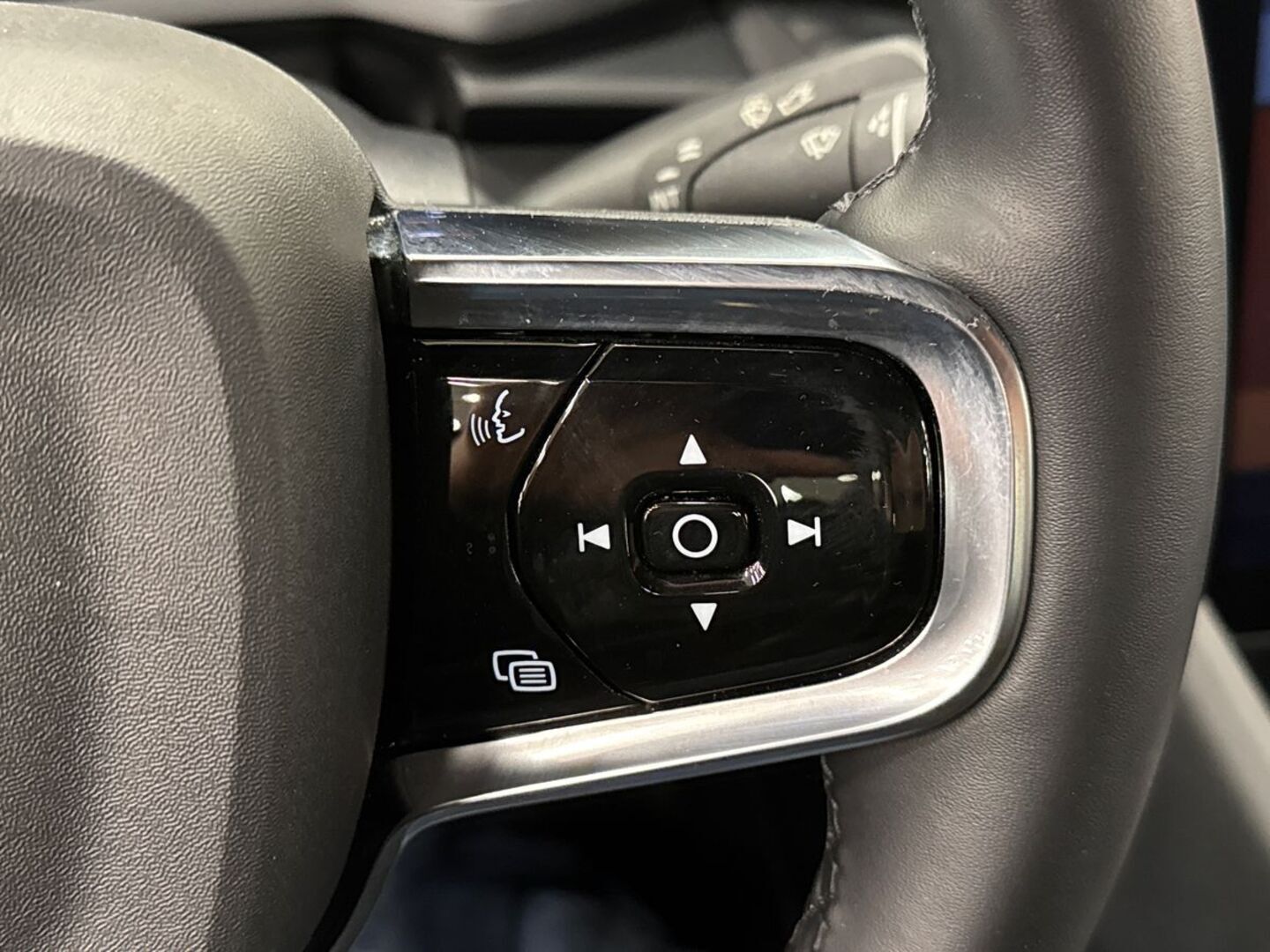 POLESTAR 2 2023