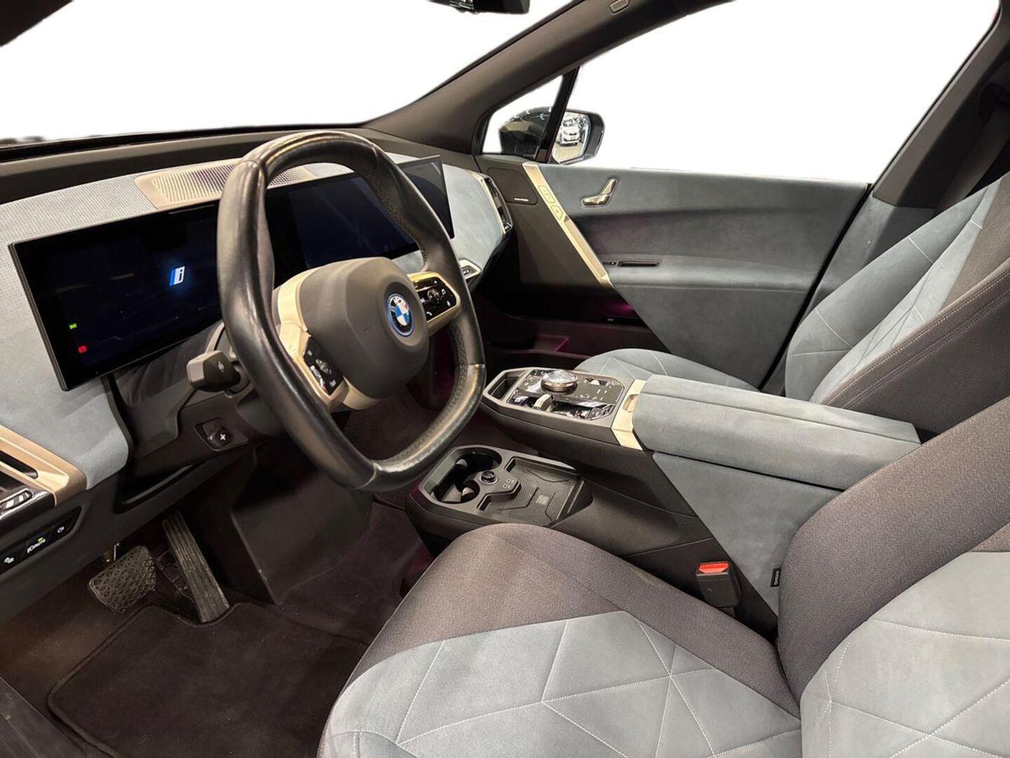 BMW iX 2023