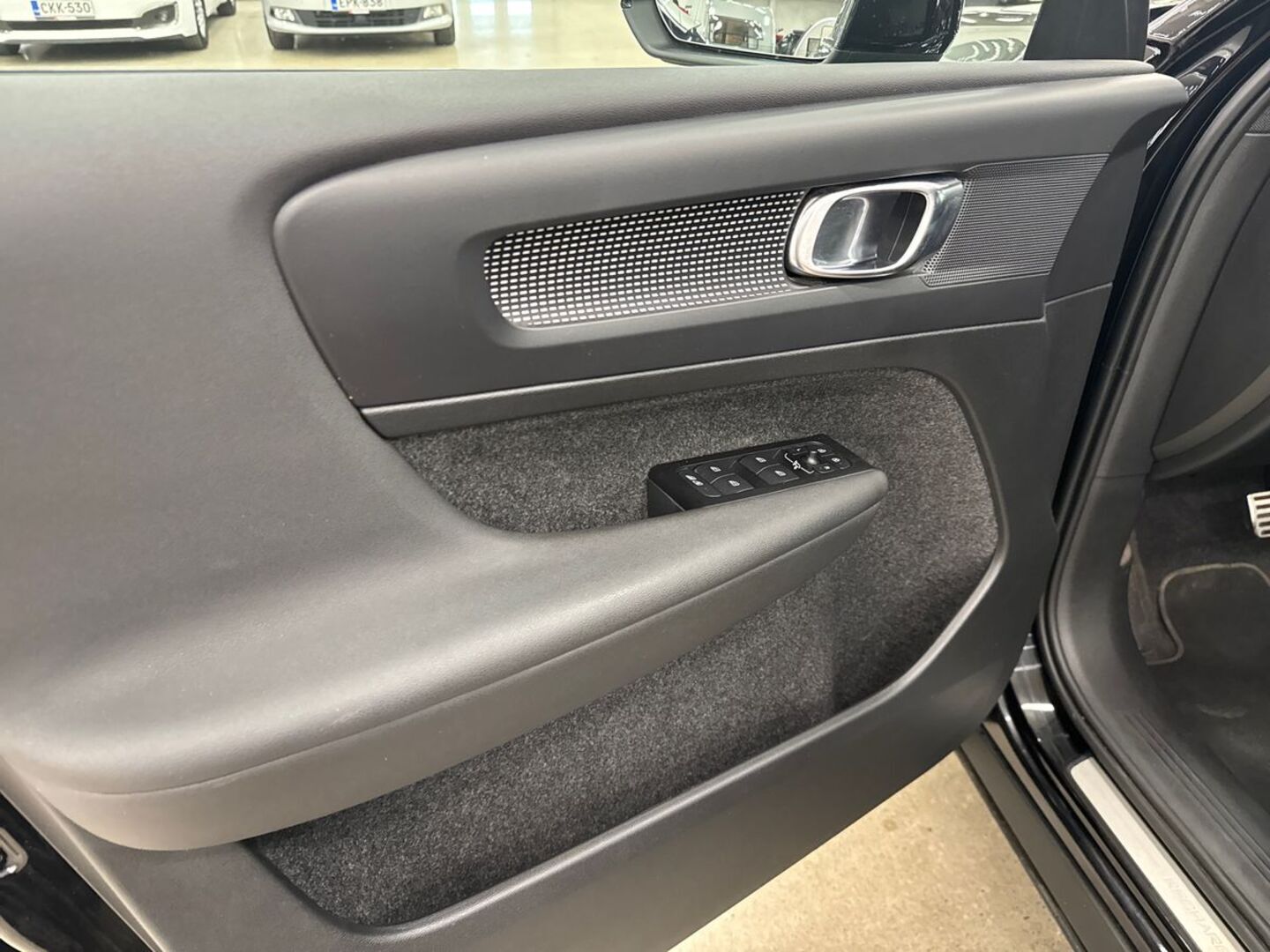 VOLVO XC40 2022