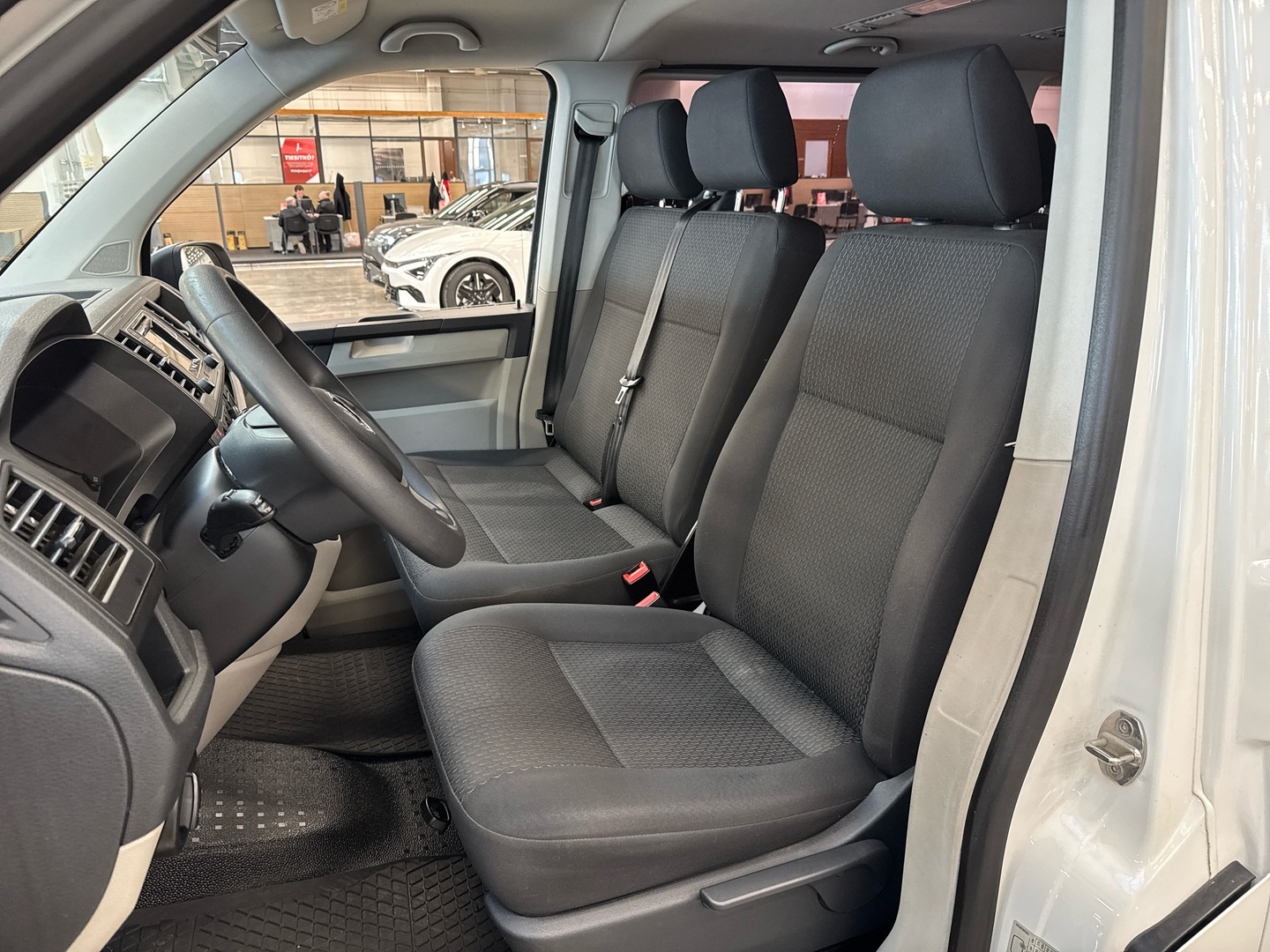 VOLKSWAGEN Caravelle 2019