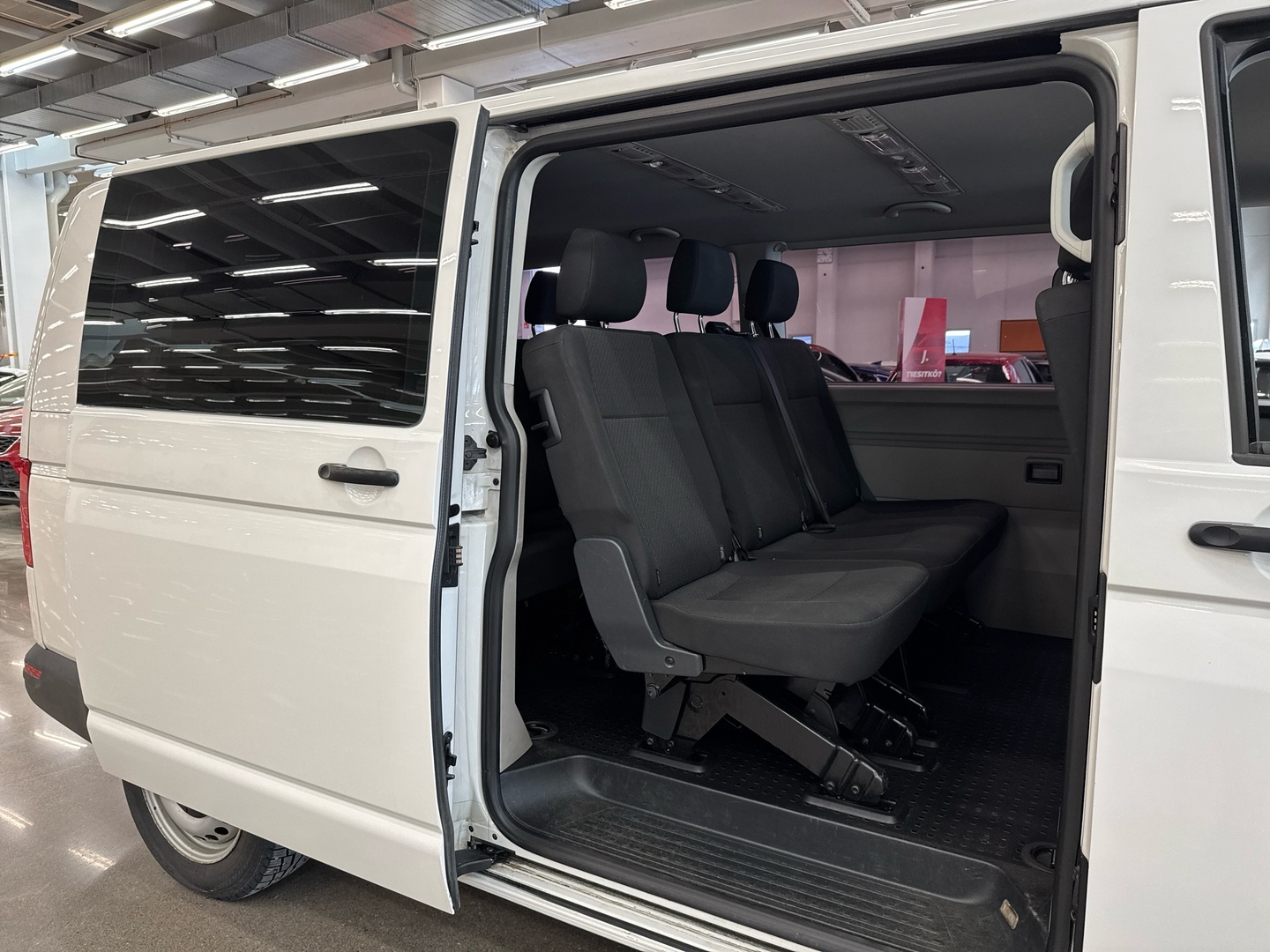 VOLKSWAGEN Caravelle 2019