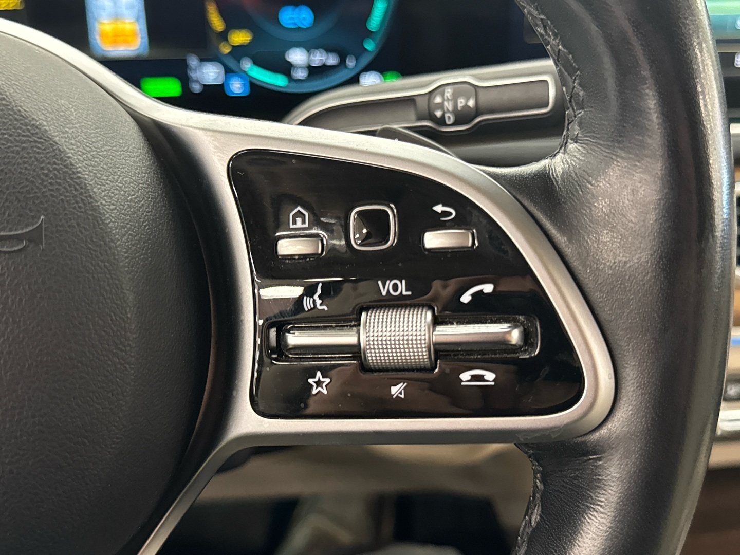 MERCEDES-BENZ GLE 2021
