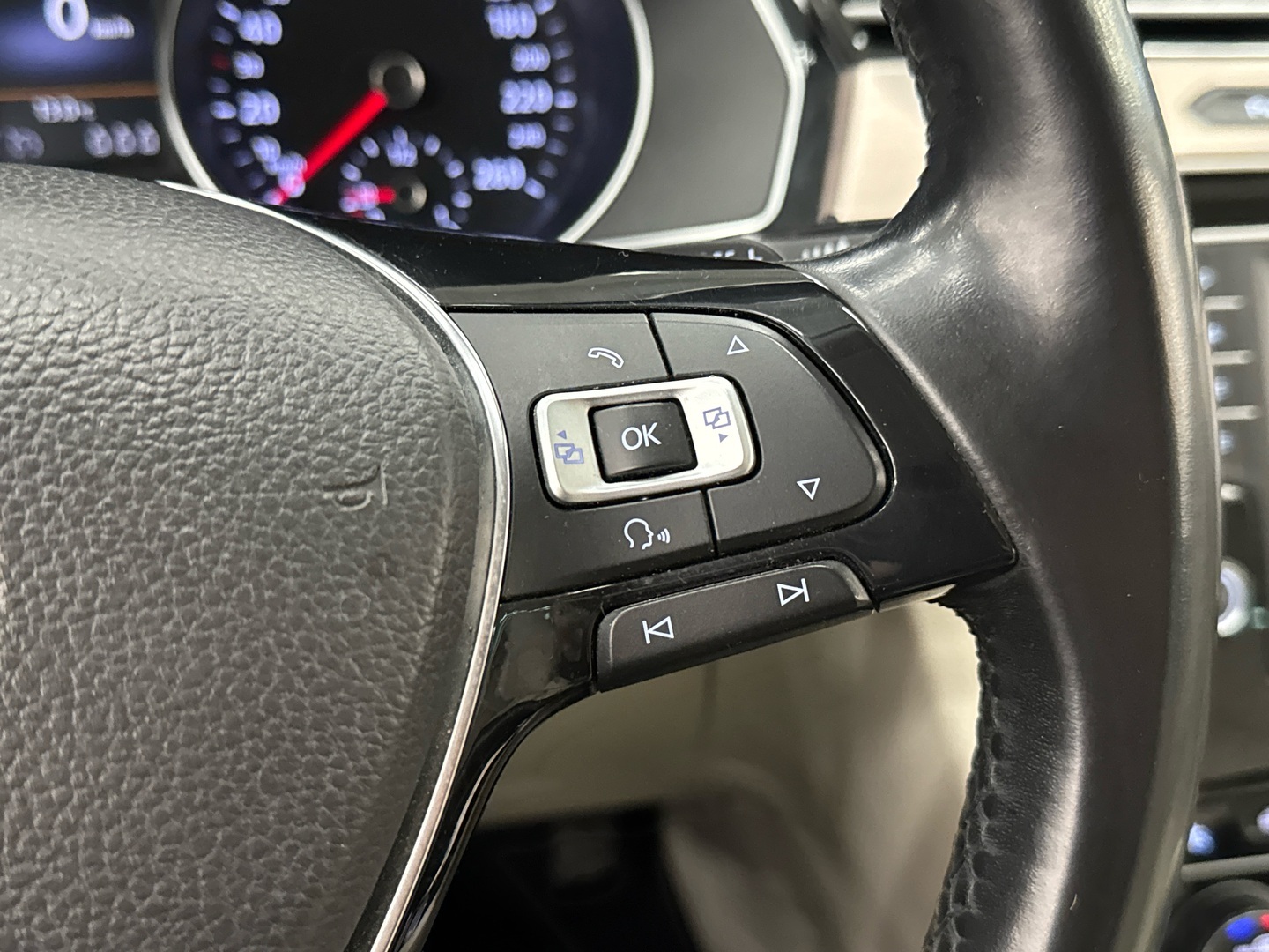 VOLKSWAGEN Passat 2015