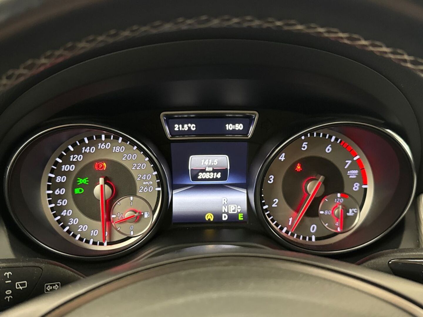 MERCEDES-BENZ CLA 2015