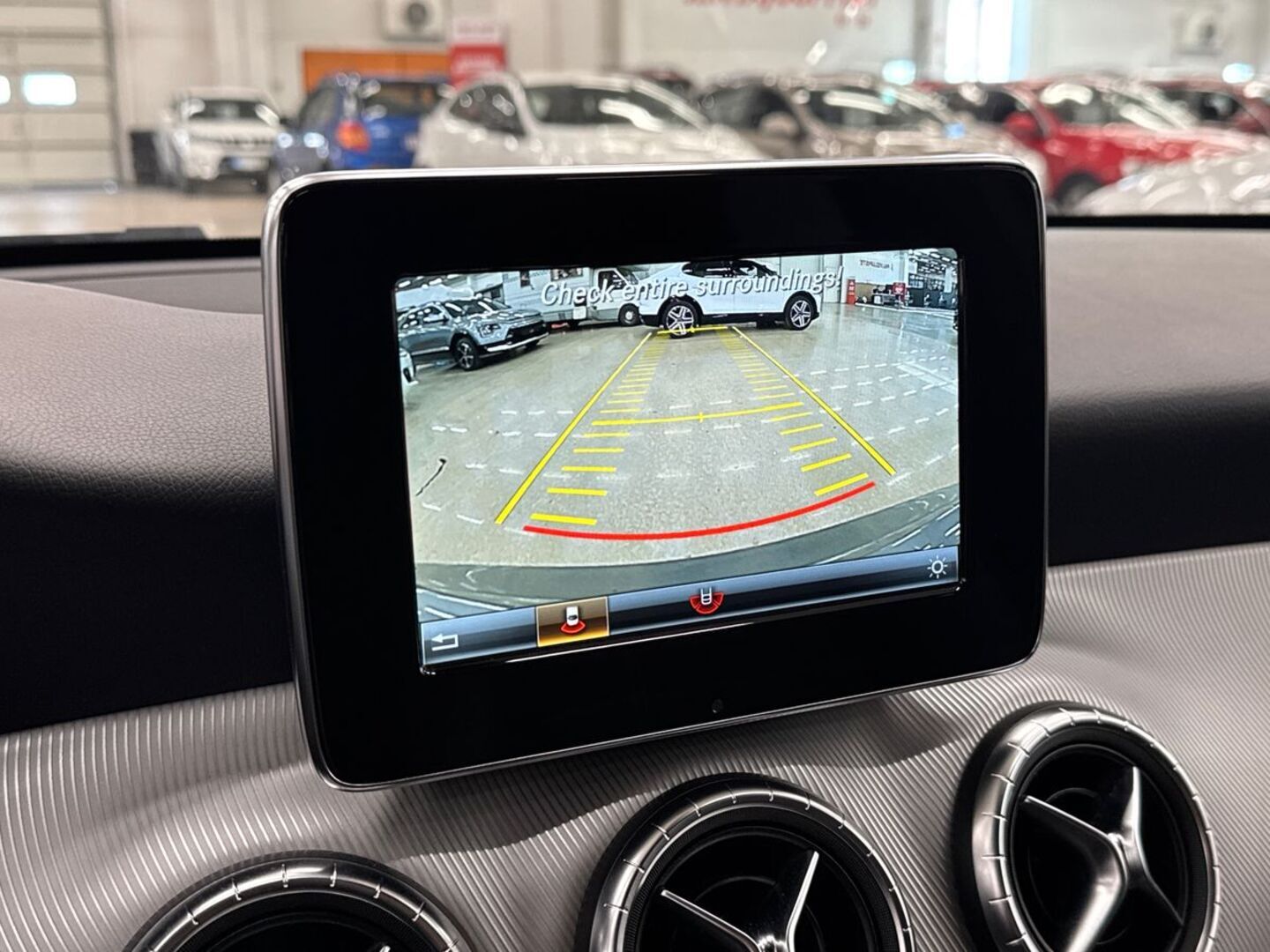 MERCEDES-BENZ CLA 2015