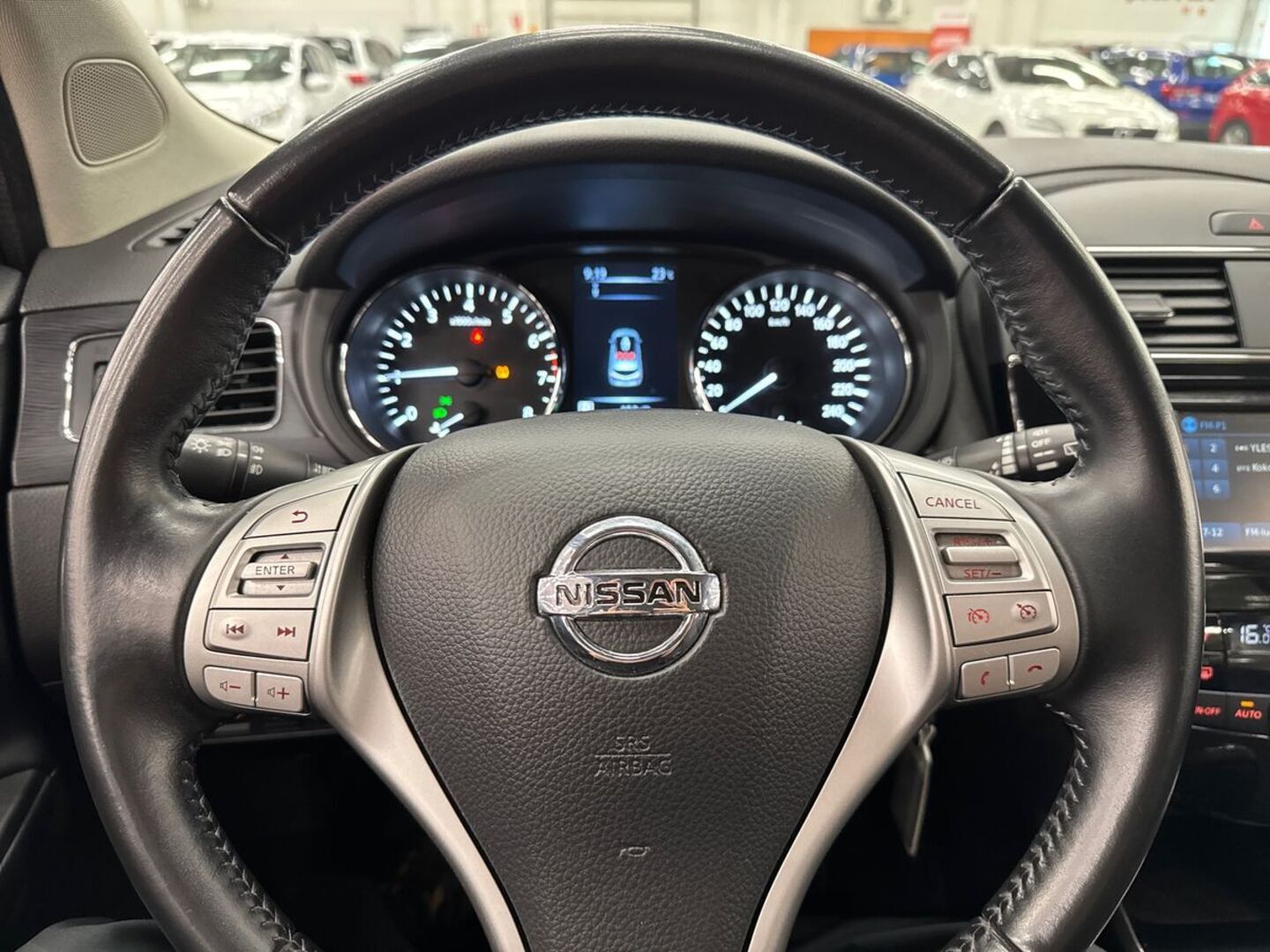 NISSAN Pulsar 2015