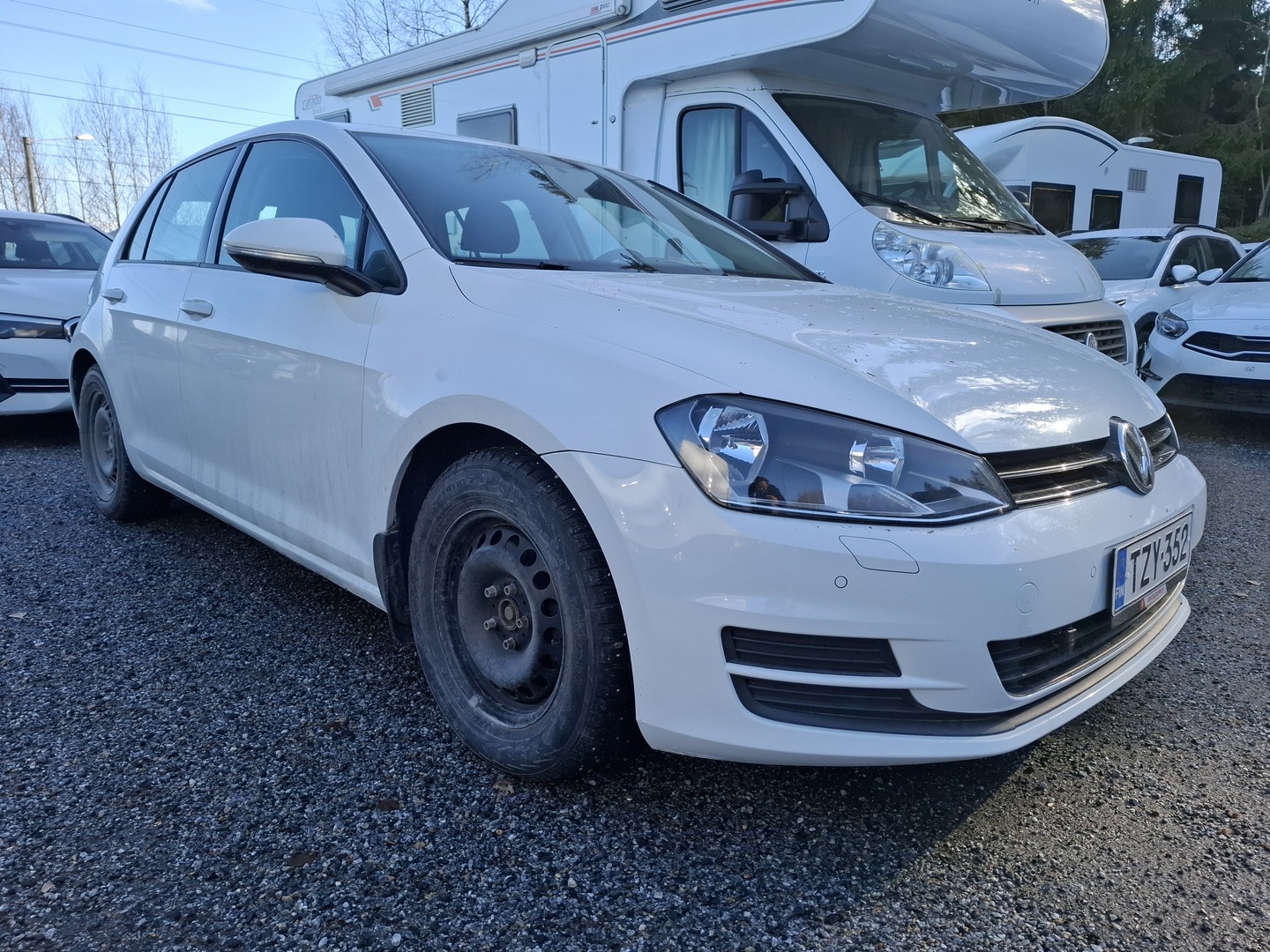 VOLKSWAGEN Golf 2016