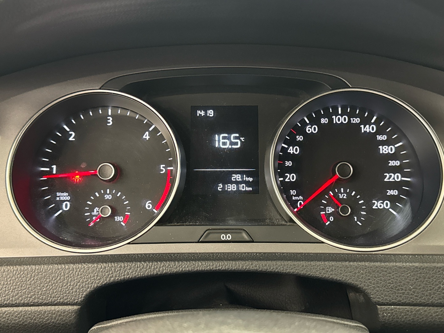 VOLKSWAGEN Golf 2016