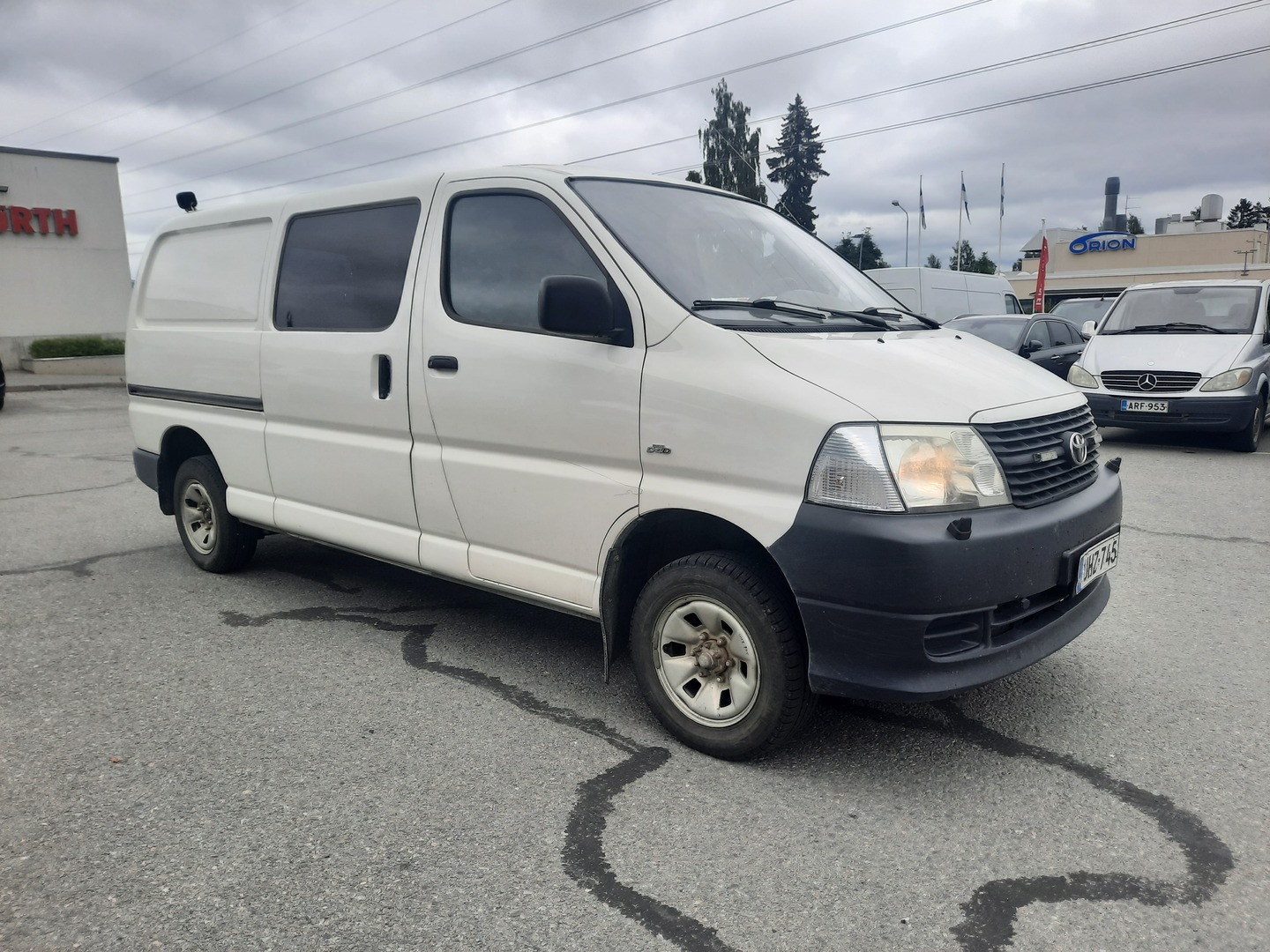 TOYOTA Hiace 2007