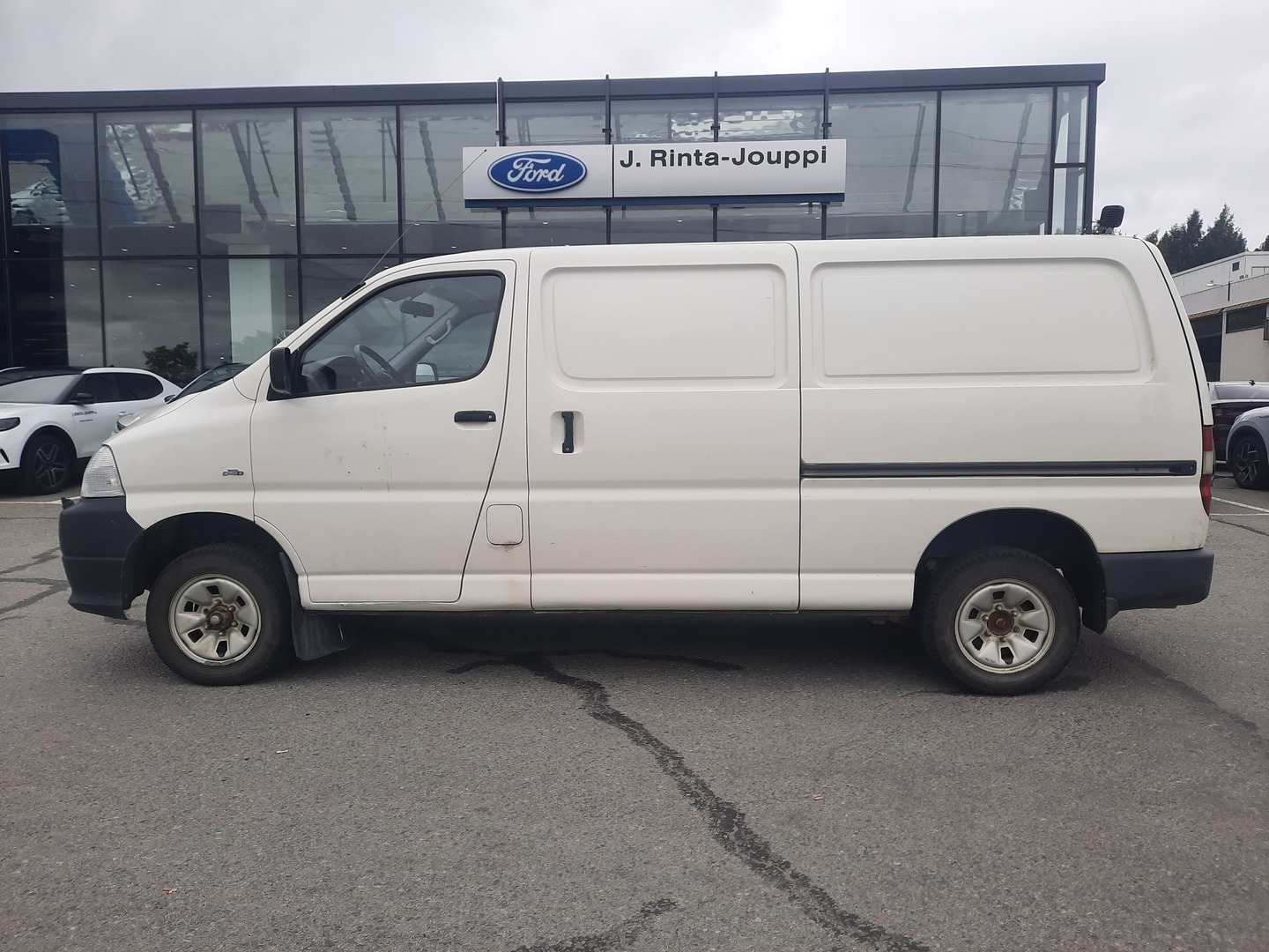 TOYOTA Hiace 2007