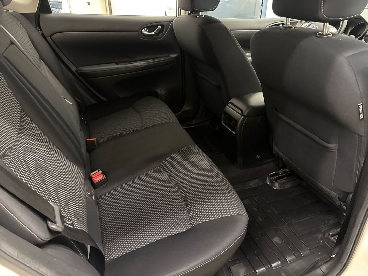 NISSAN Pulsar 2015