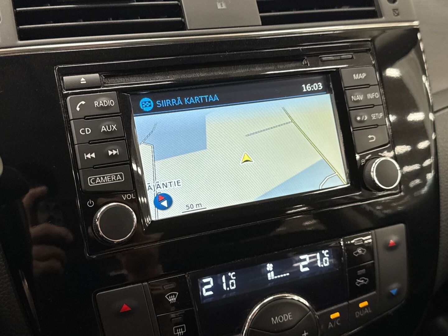 NISSAN Pulsar 2015