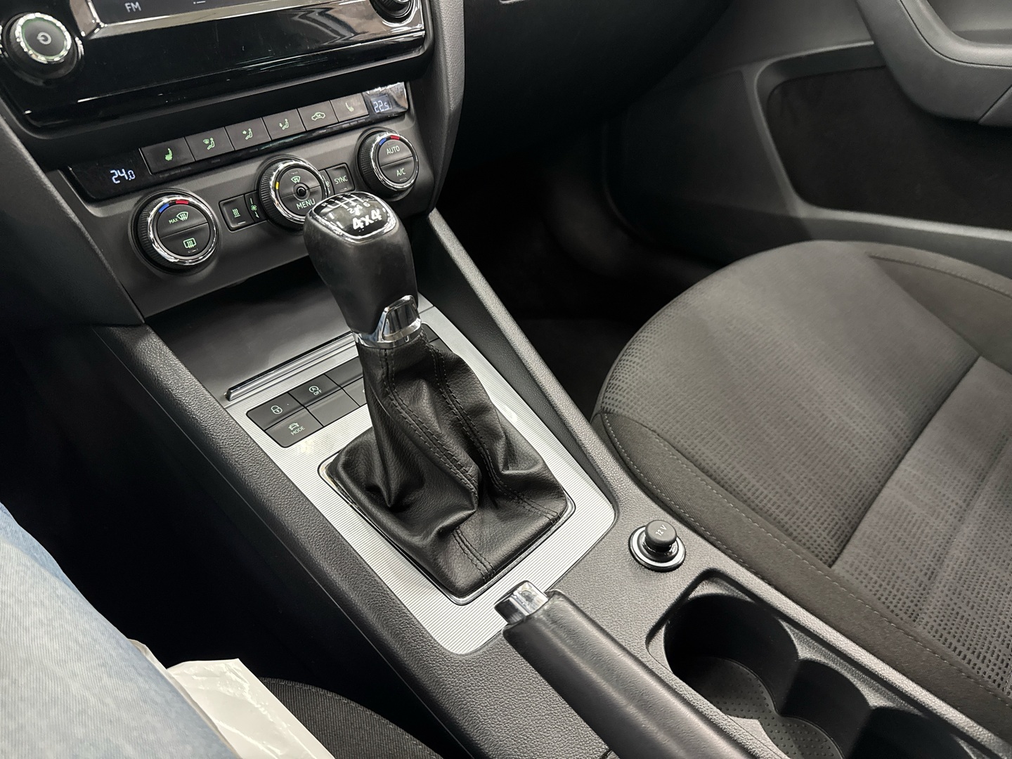 SKODA Octavia 2016