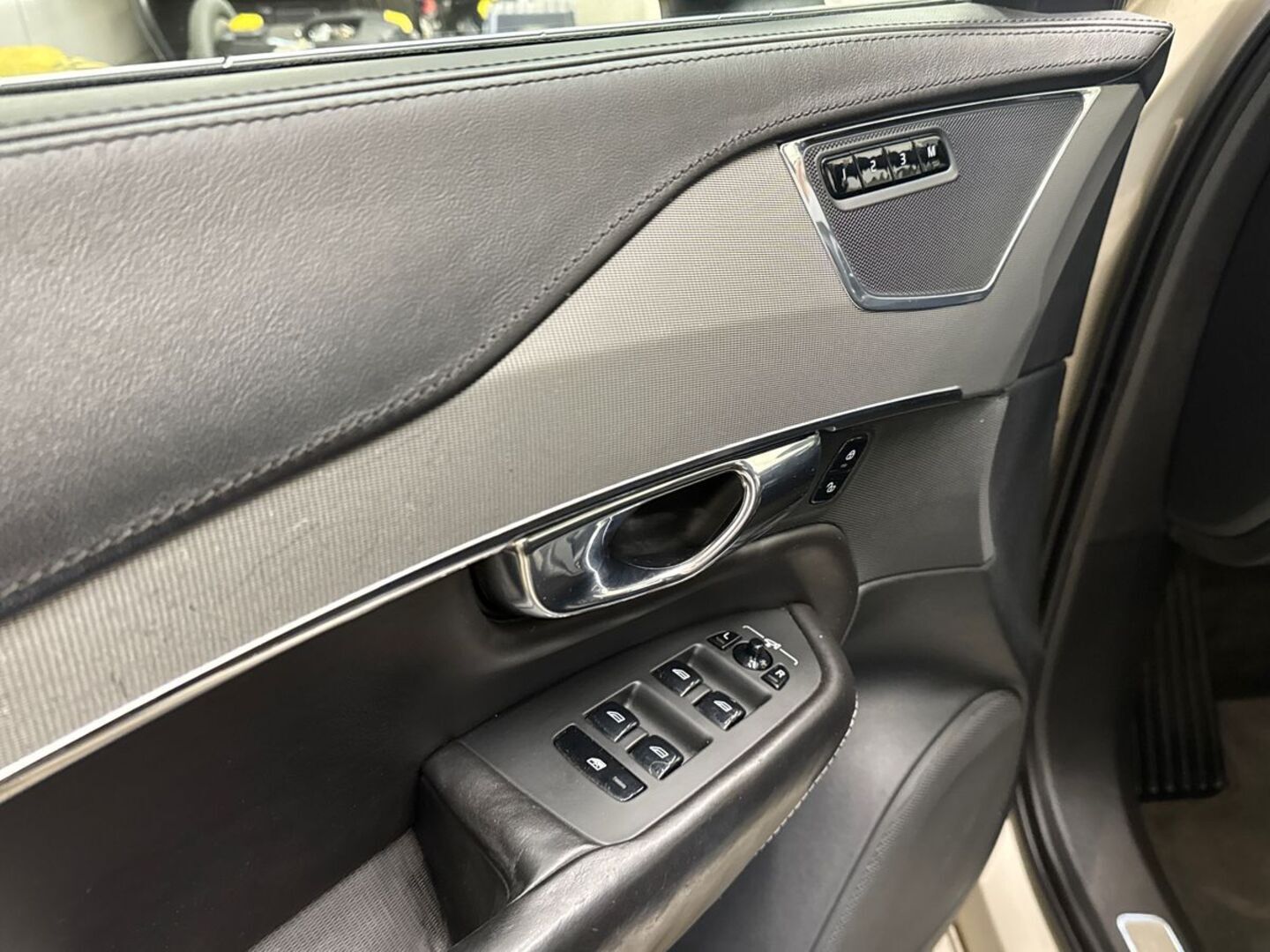 VOLVO XC90 2015