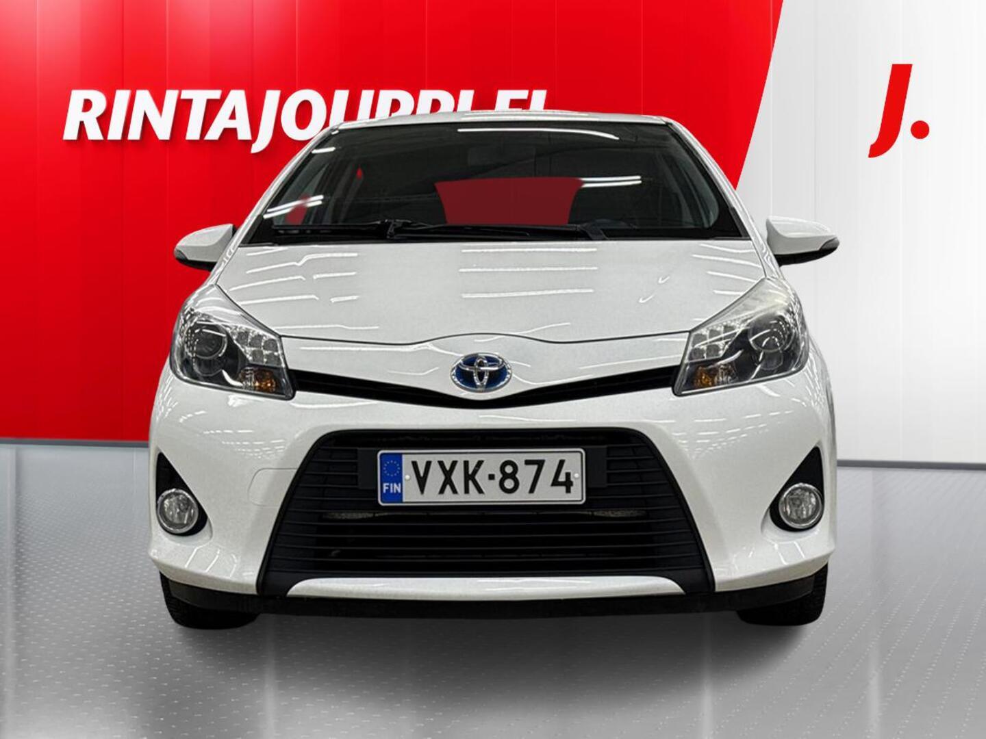 TOYOTA Yaris 2014
