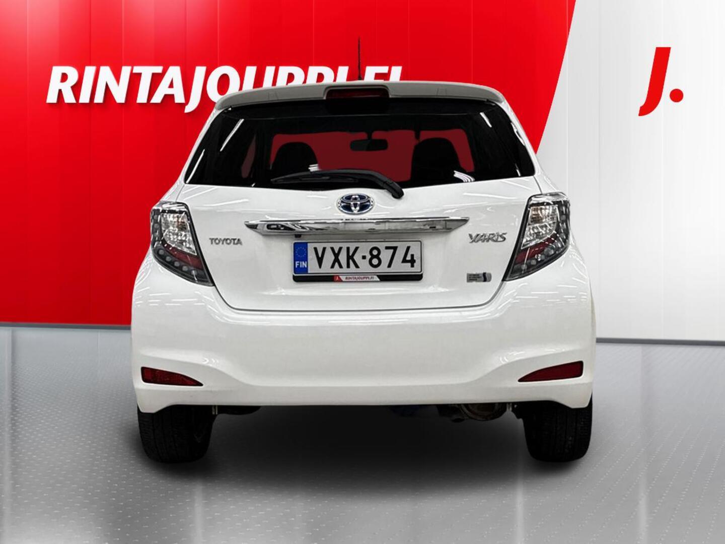 TOYOTA Yaris 2014