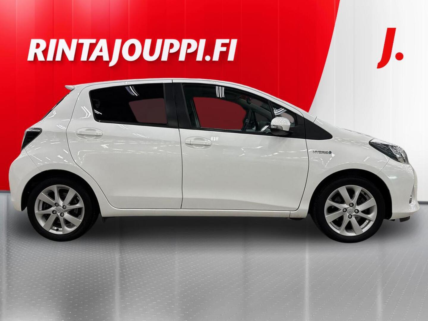TOYOTA Yaris 2014