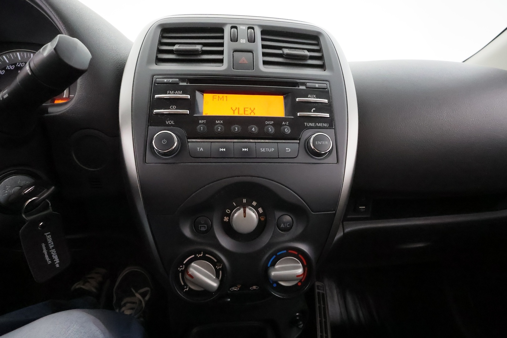 NISSAN Micra 2015