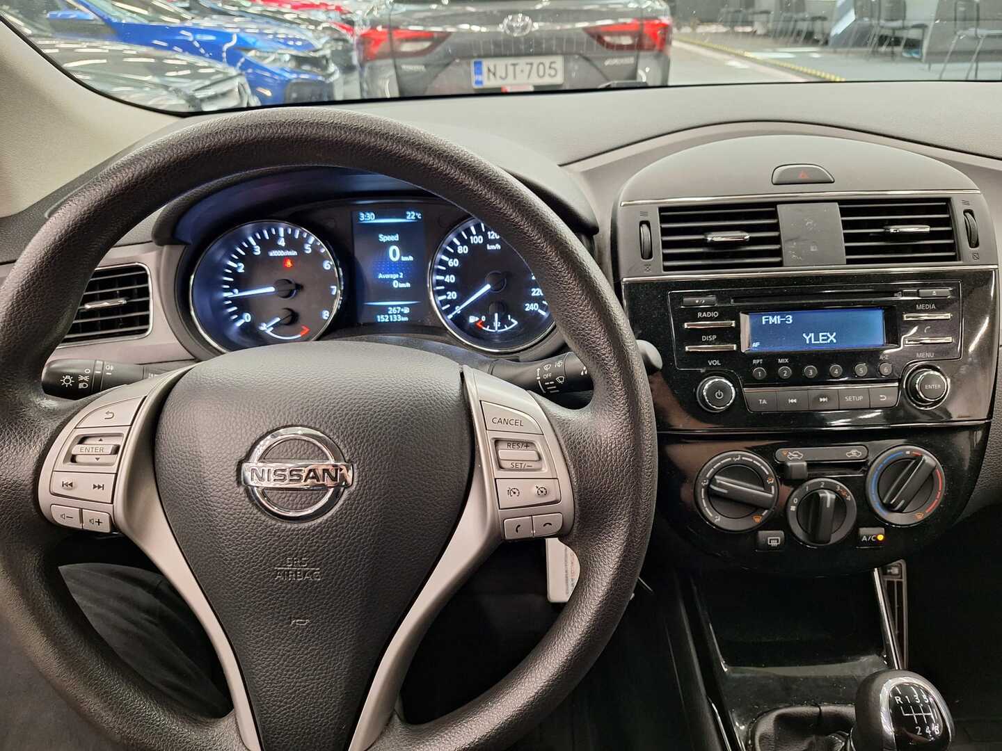 NISSAN Pulsar 2015