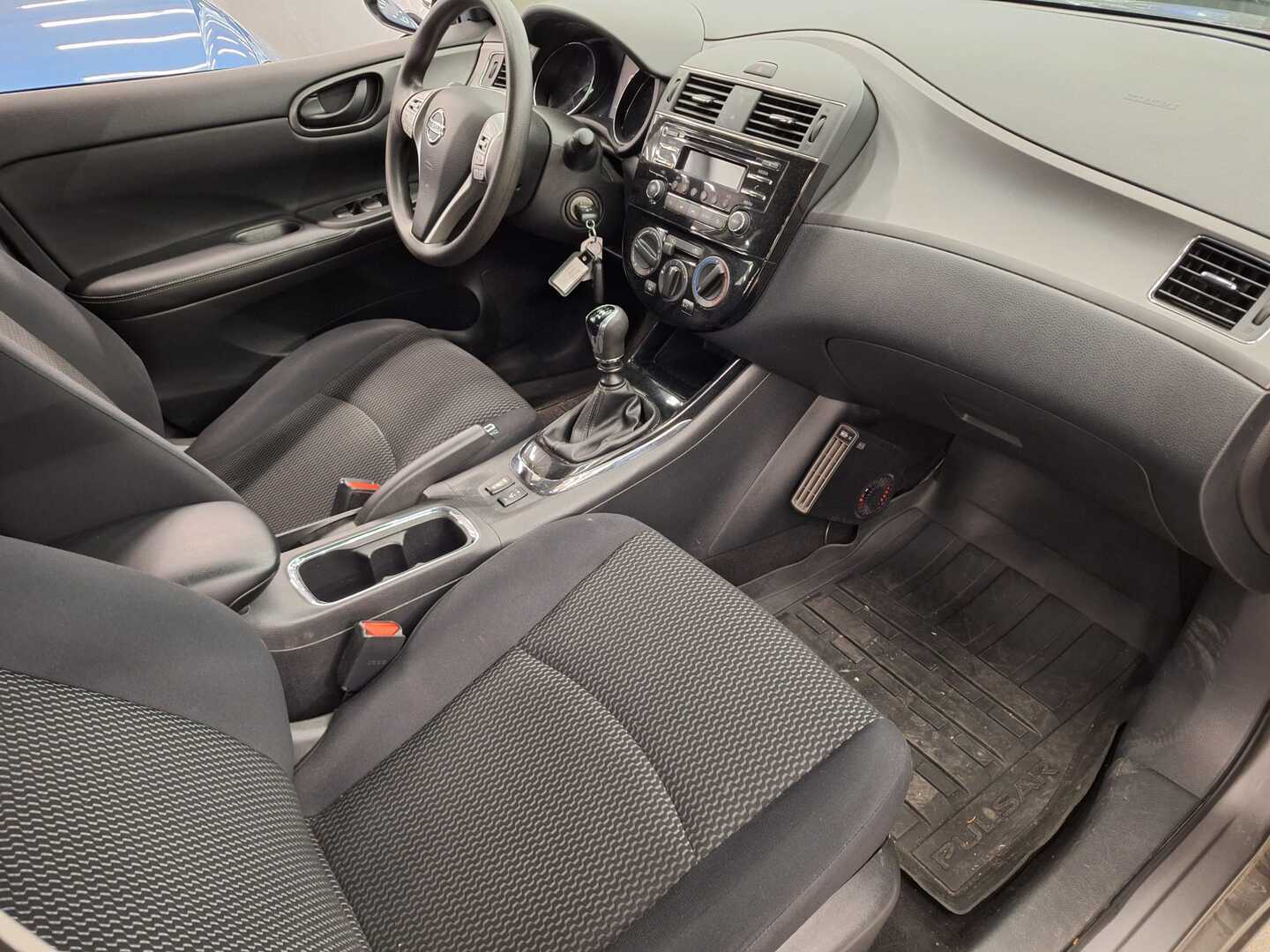 NISSAN Pulsar 2015