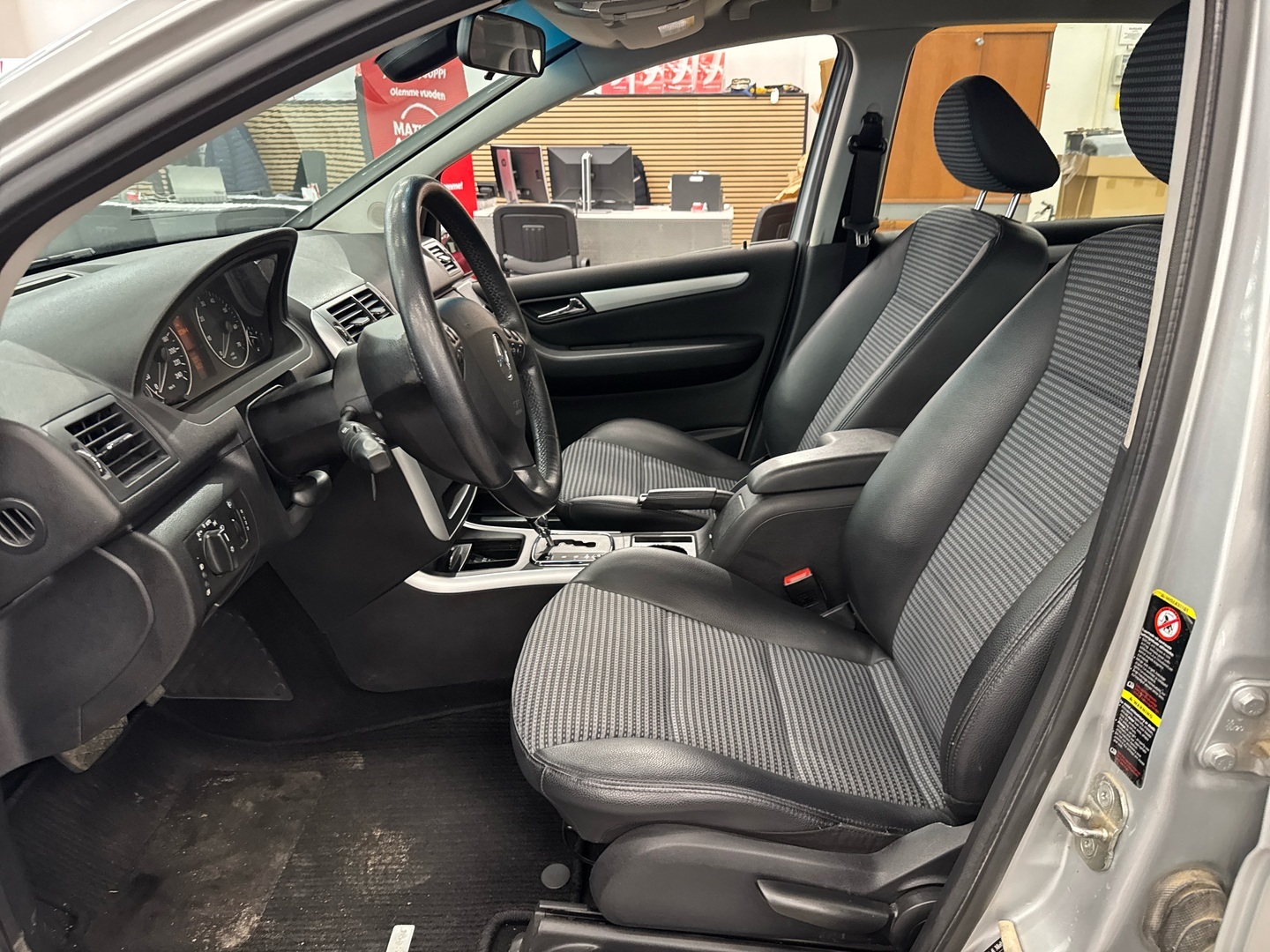 MERCEDES-BENZ A 2005