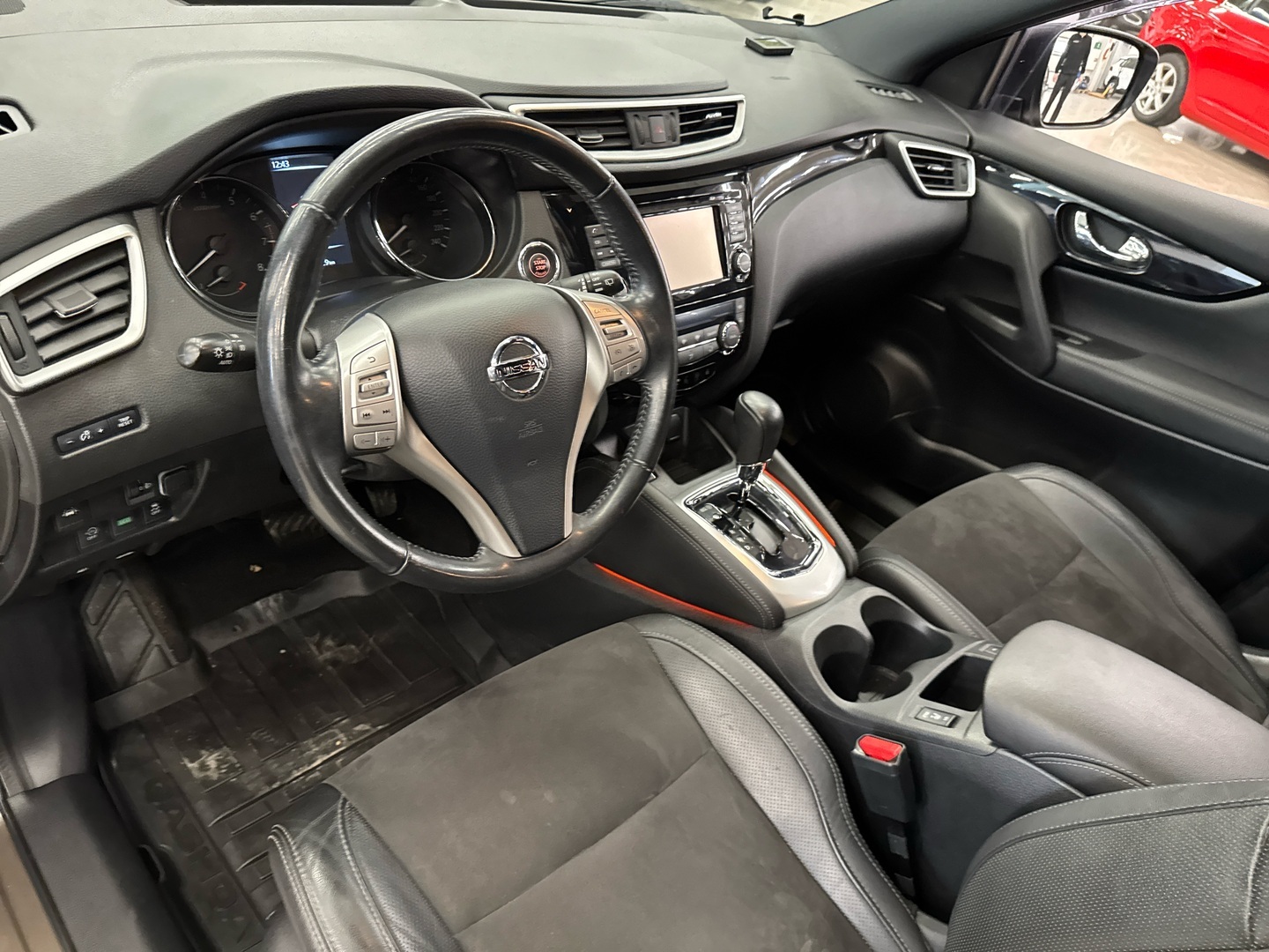 NISSAN Qashqai 2017
