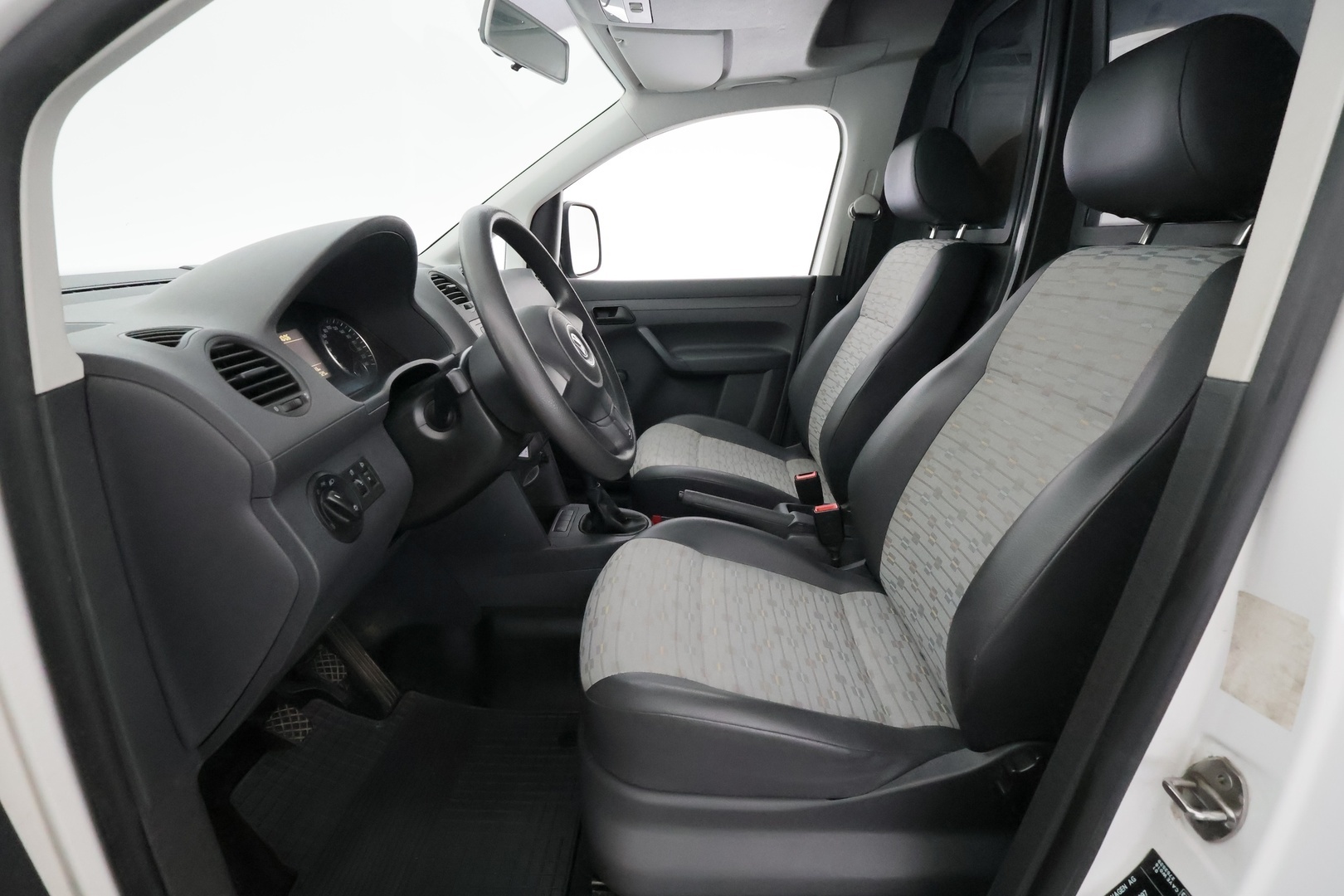 VOLKSWAGEN Caddy 2011