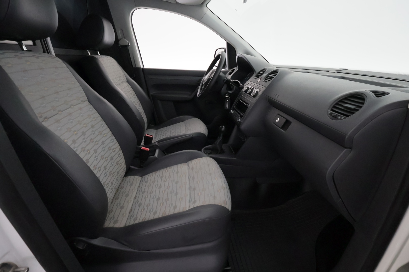 VOLKSWAGEN Caddy 2011