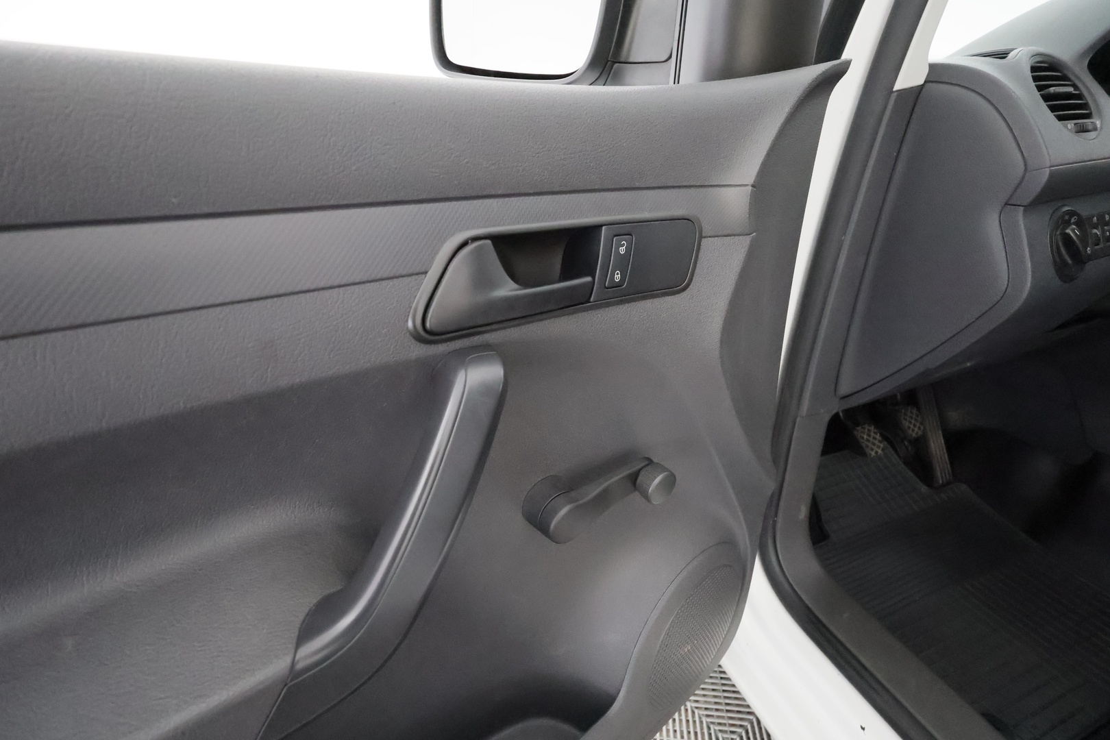 VOLKSWAGEN Caddy 2011