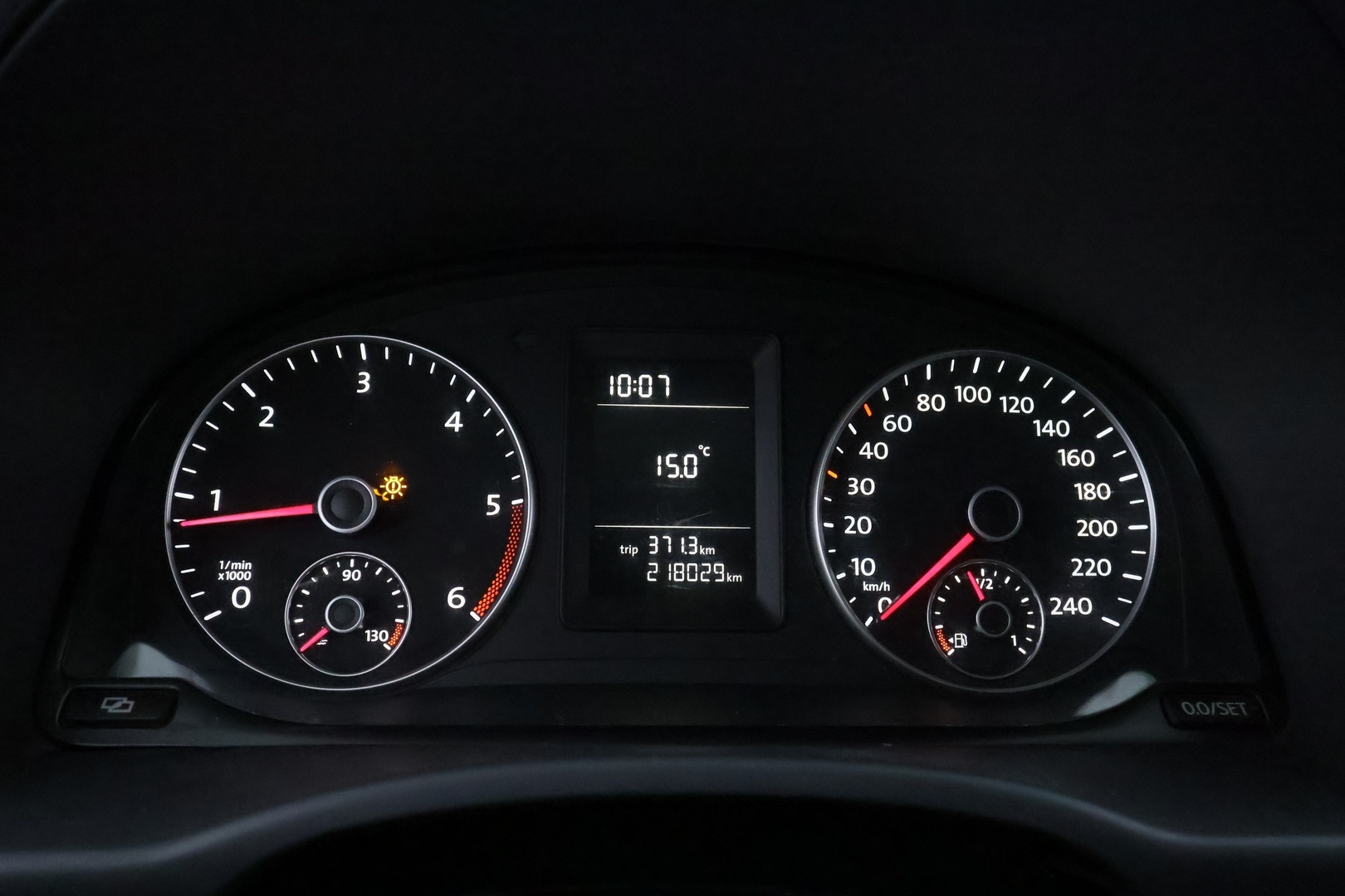 VOLKSWAGEN Caddy 2011