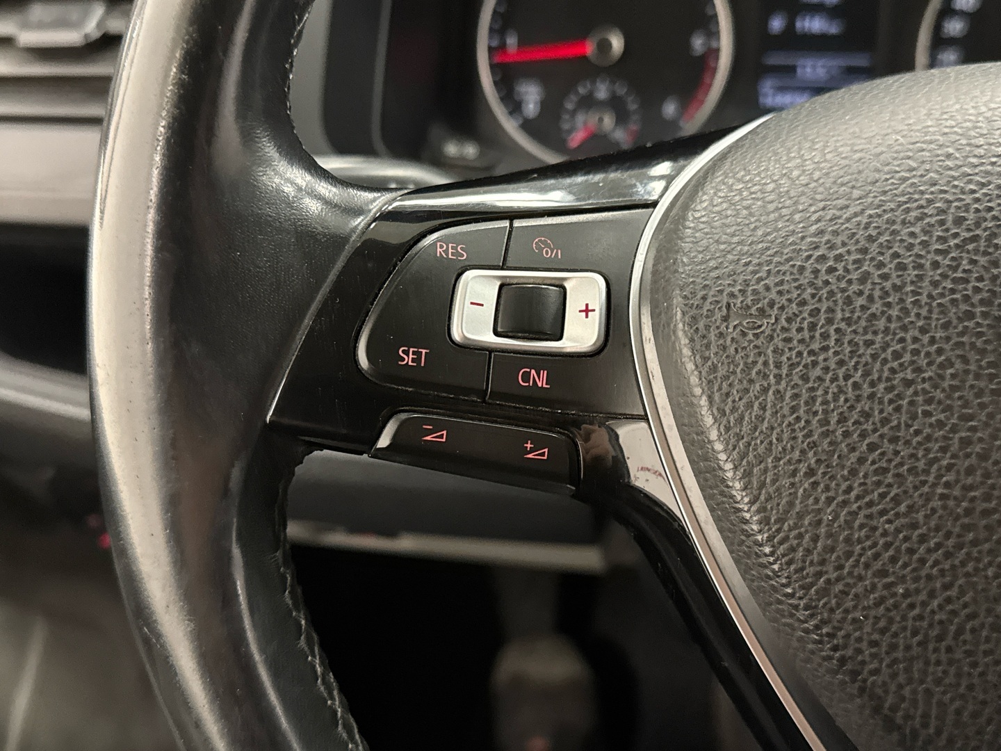 VOLKSWAGEN Transporter 2017