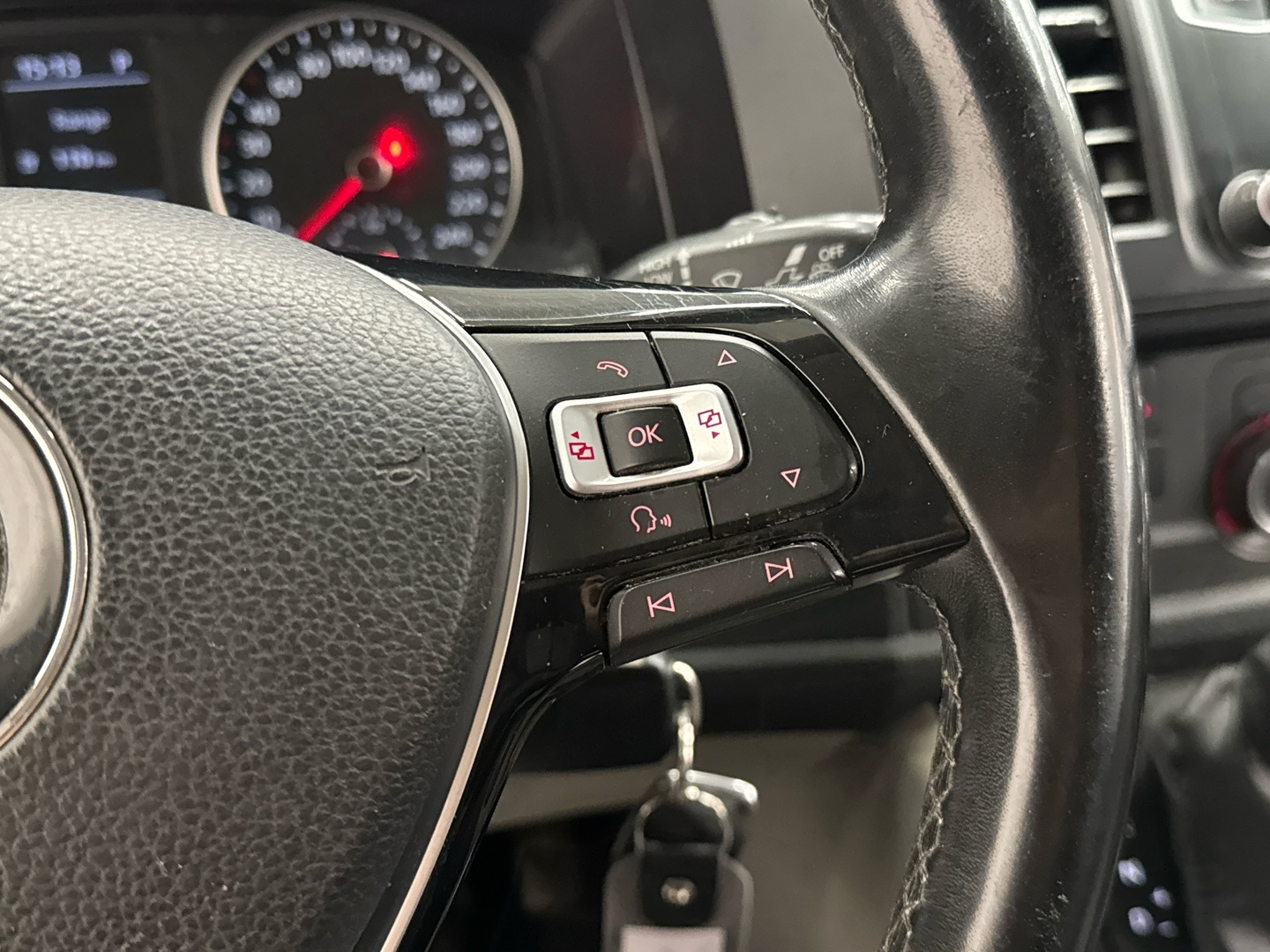 VOLKSWAGEN Transporter 2017