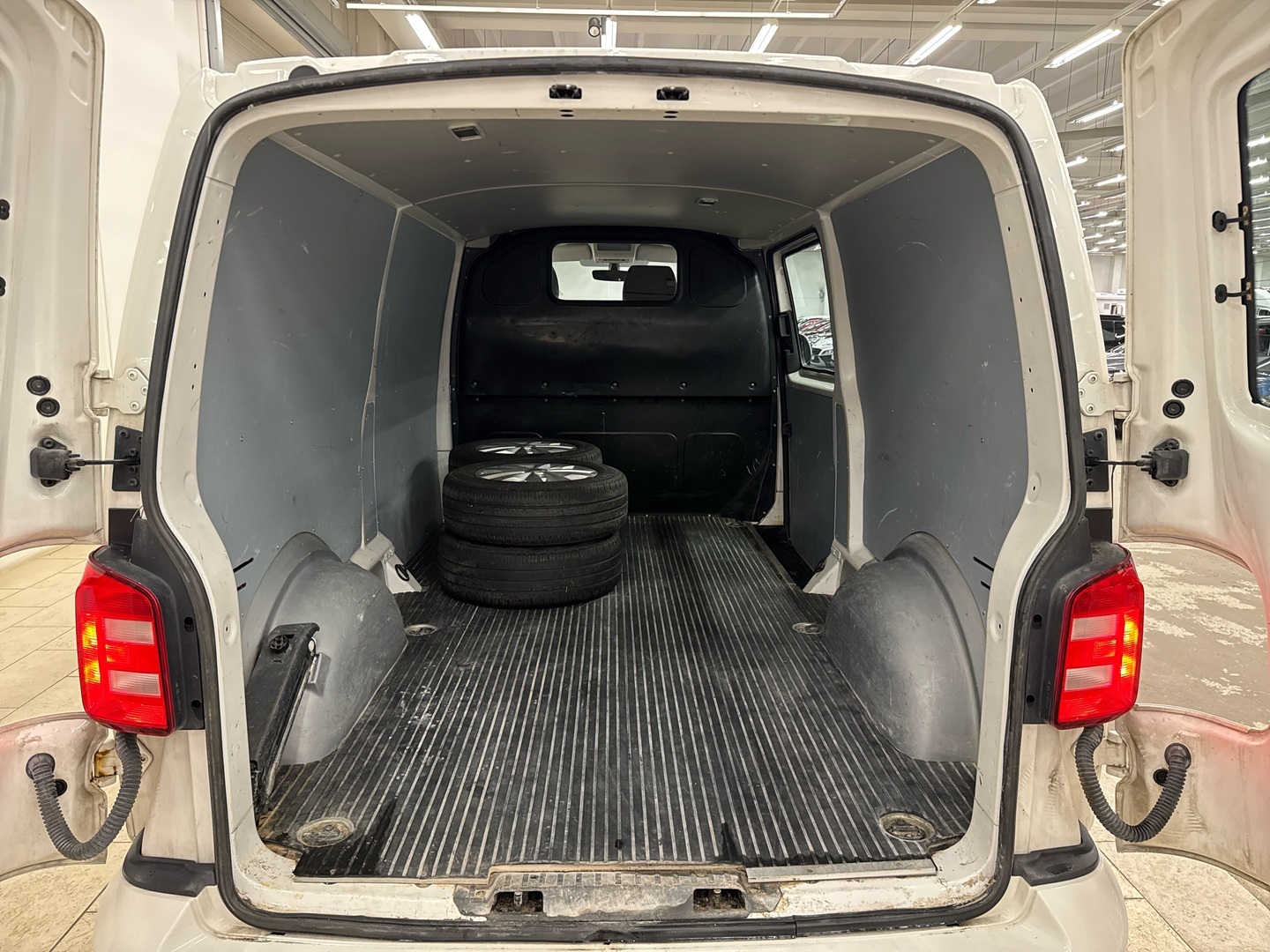 VOLKSWAGEN Transporter 2017