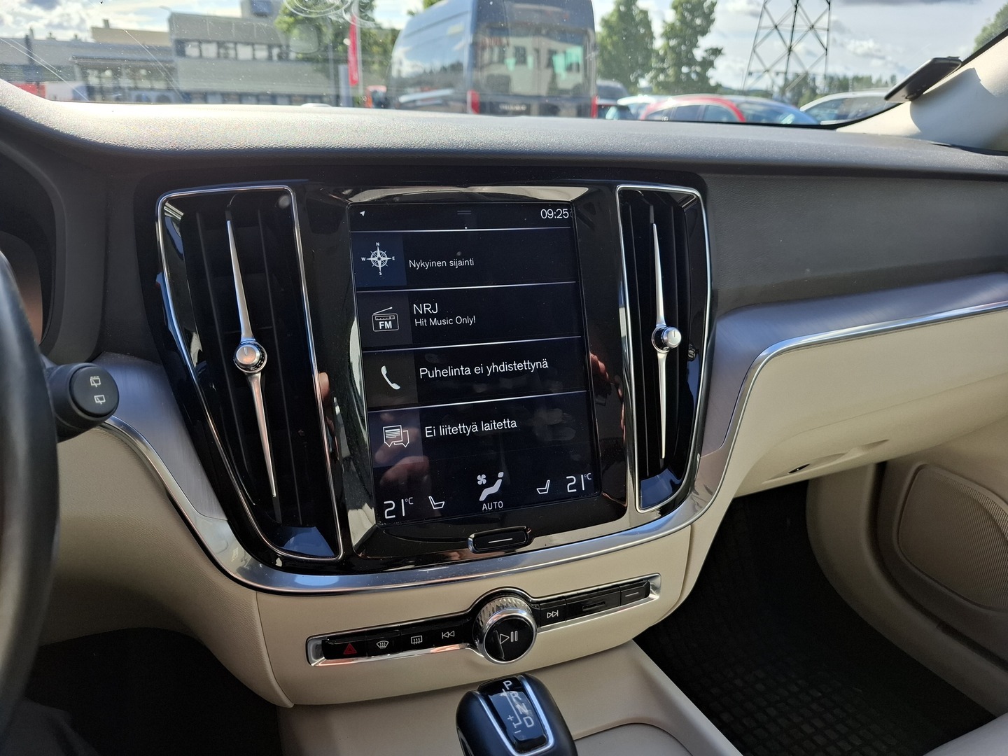 VOLVO V60 2020