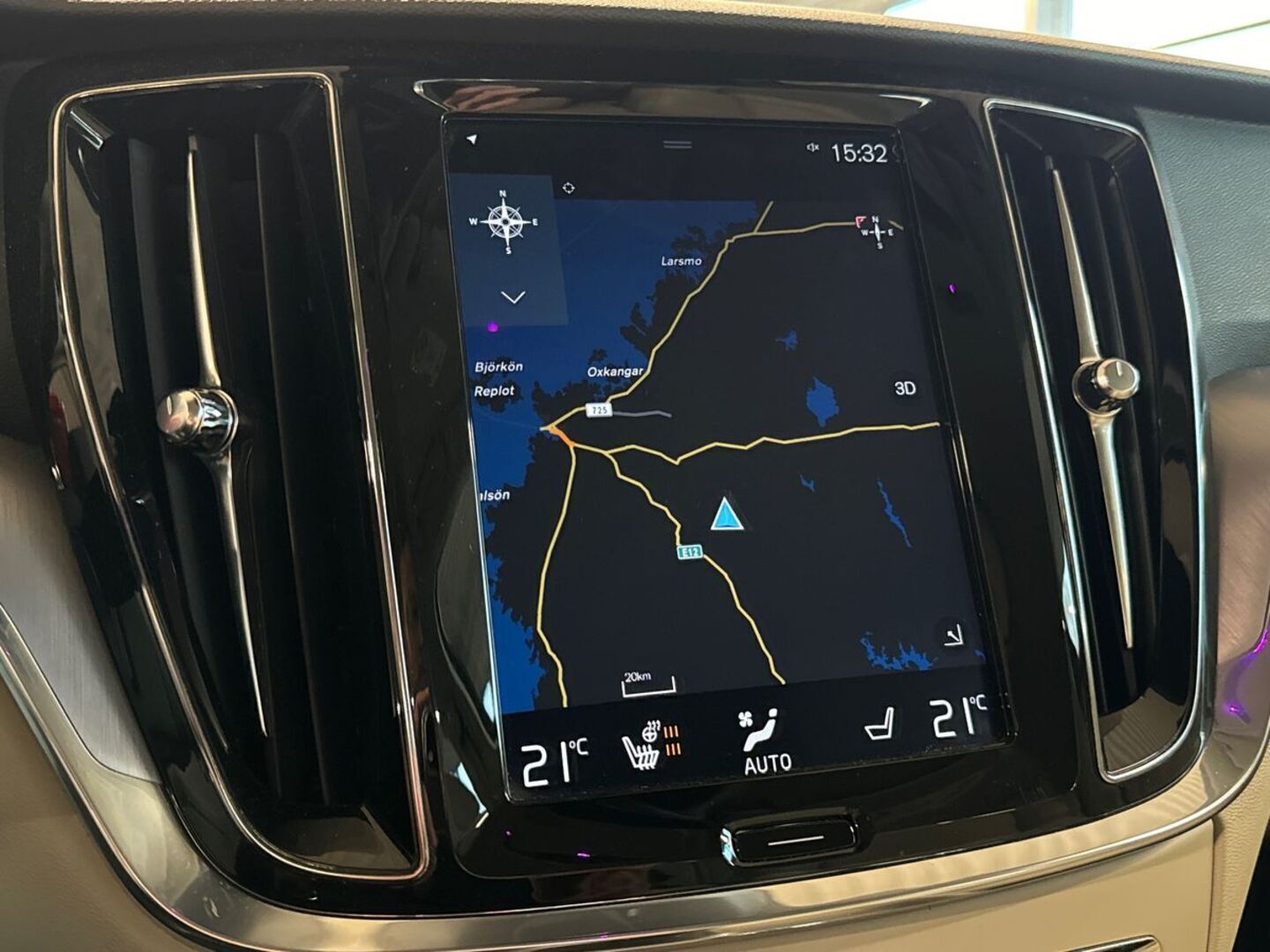 VOLVO V60 2020