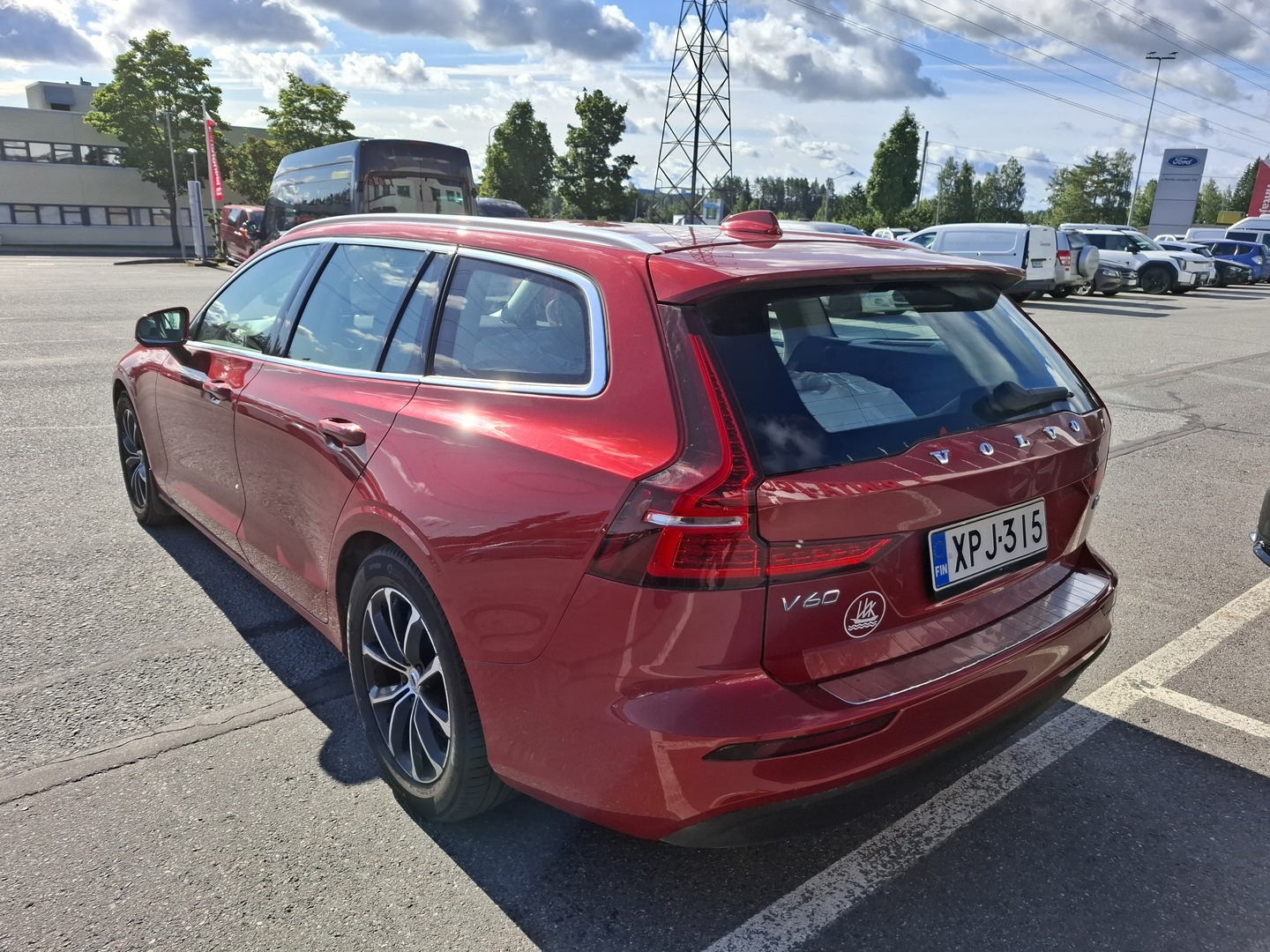 VOLVO V60 2020