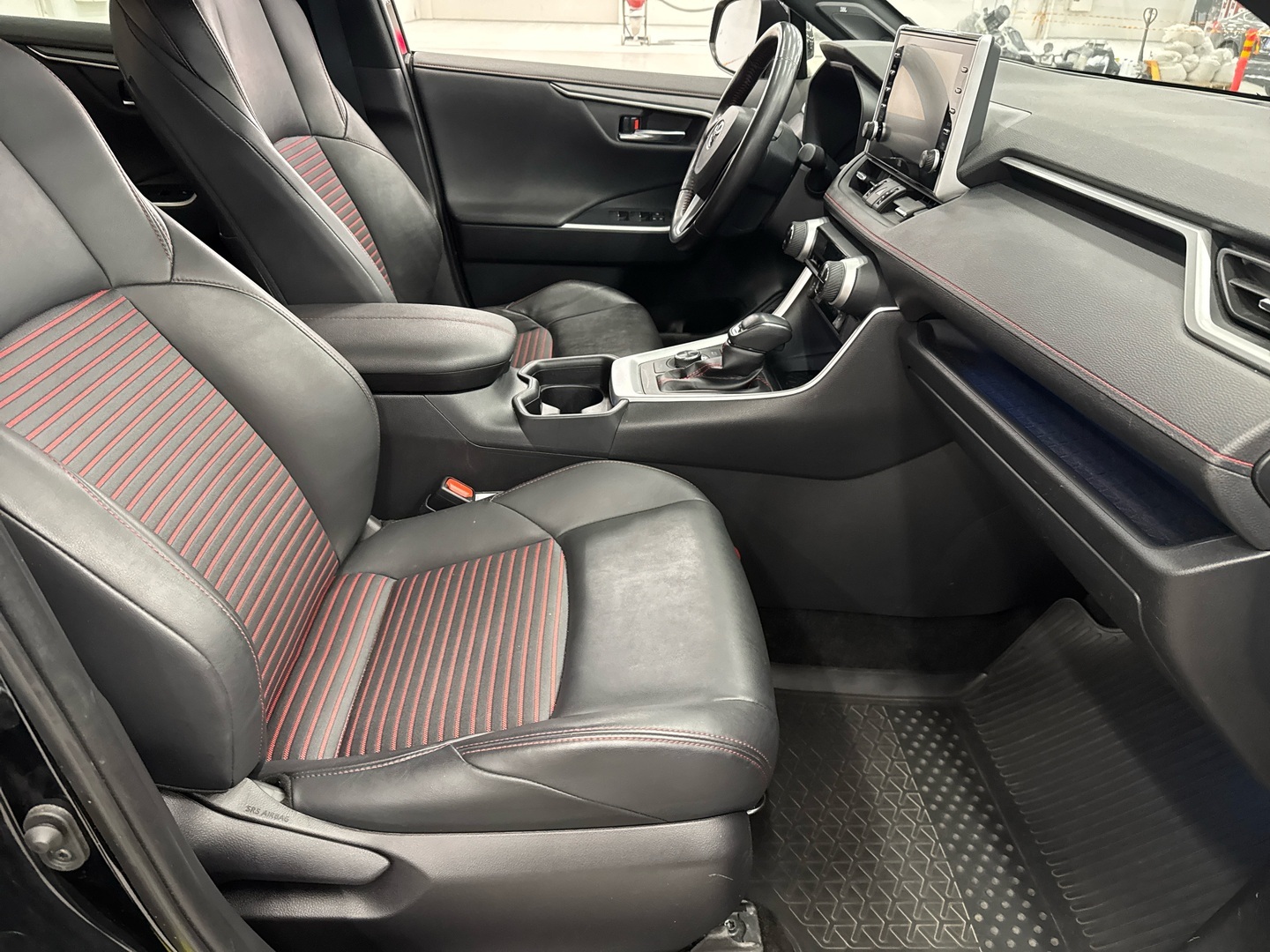 TOYOTA RAV4 Plug-in 2021