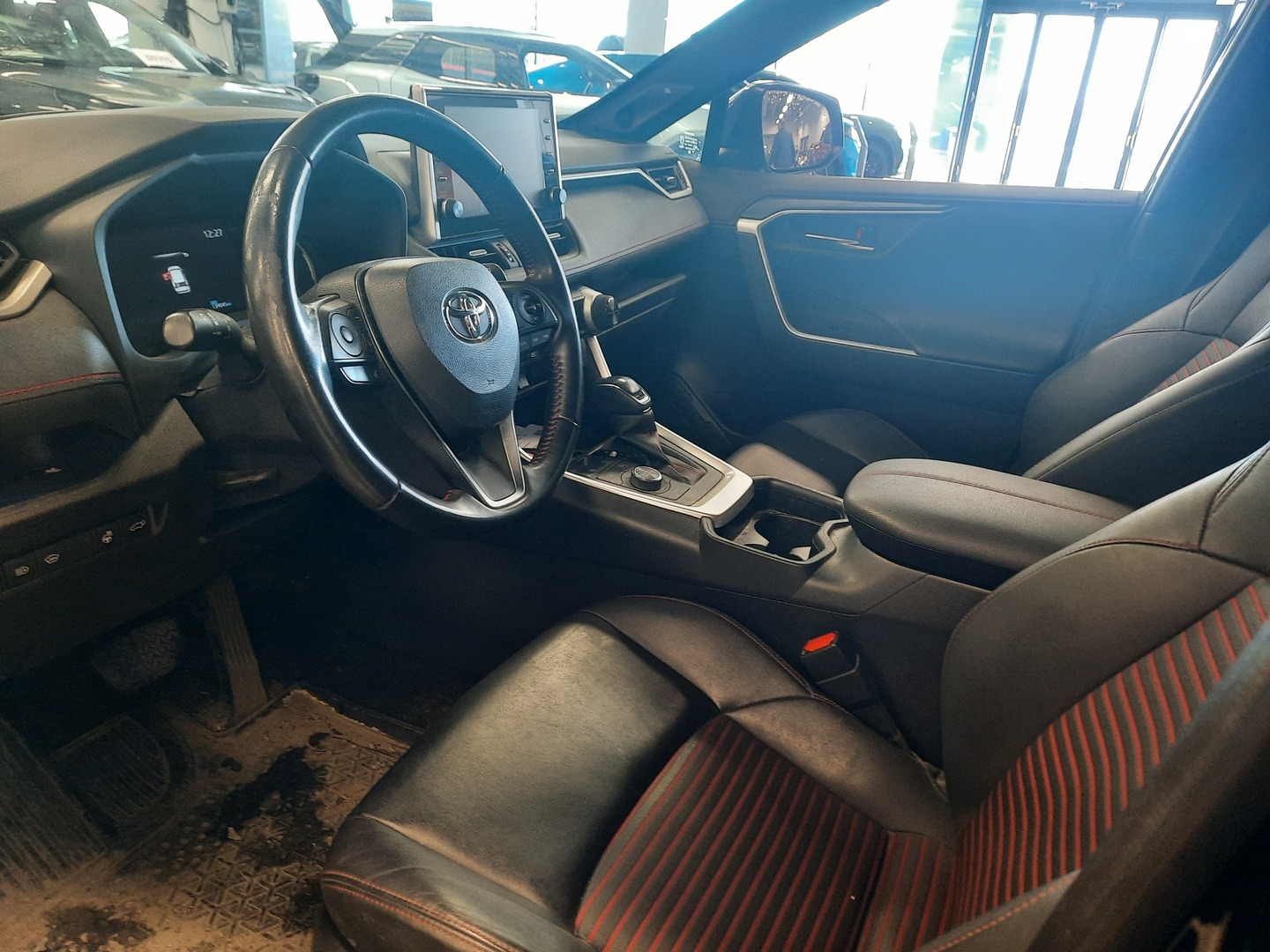 TOYOTA RAV4 Plug-in 2021