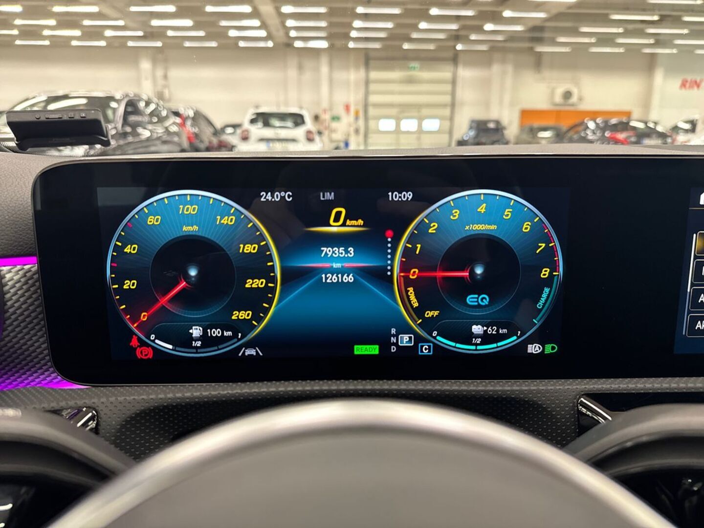 MERCEDES-BENZ A 2021