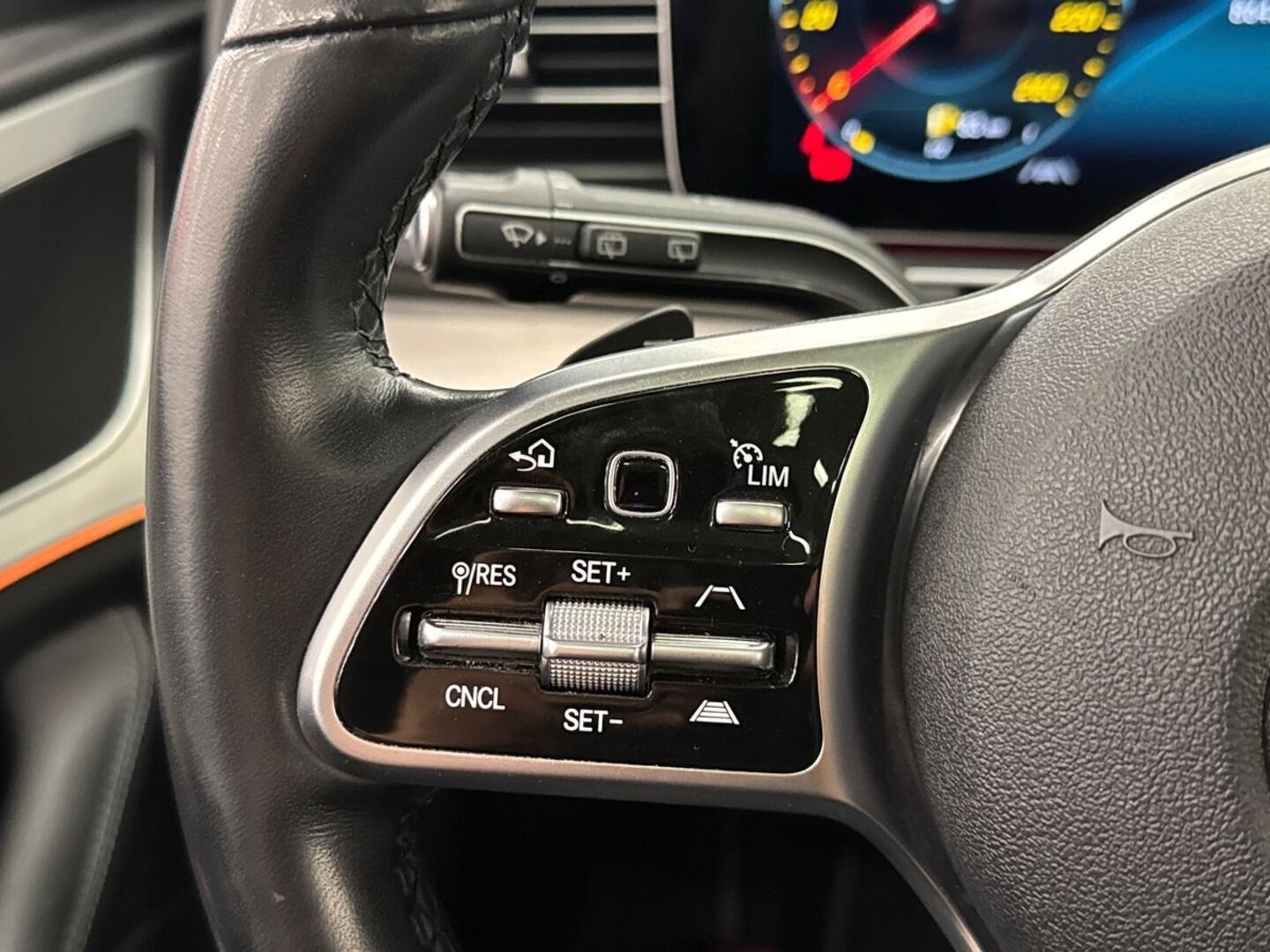 MERCEDES-BENZ GLE 2022