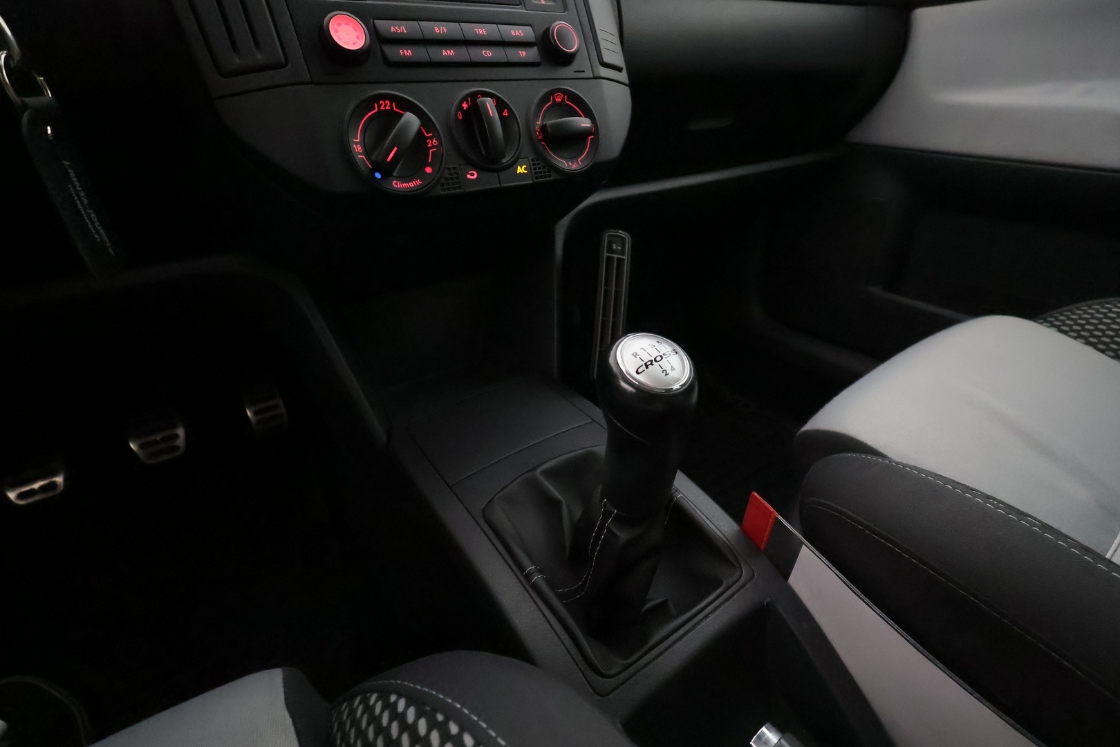 VOLKSWAGEN Polo 2008