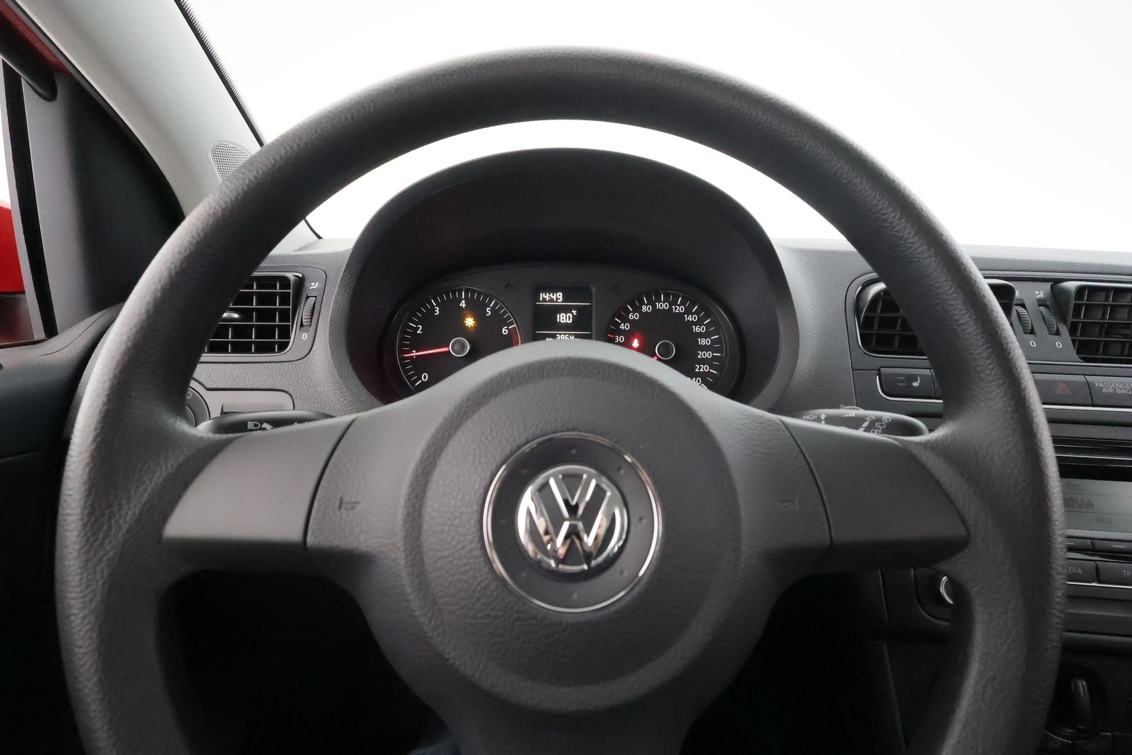 VOLKSWAGEN Polo 2011