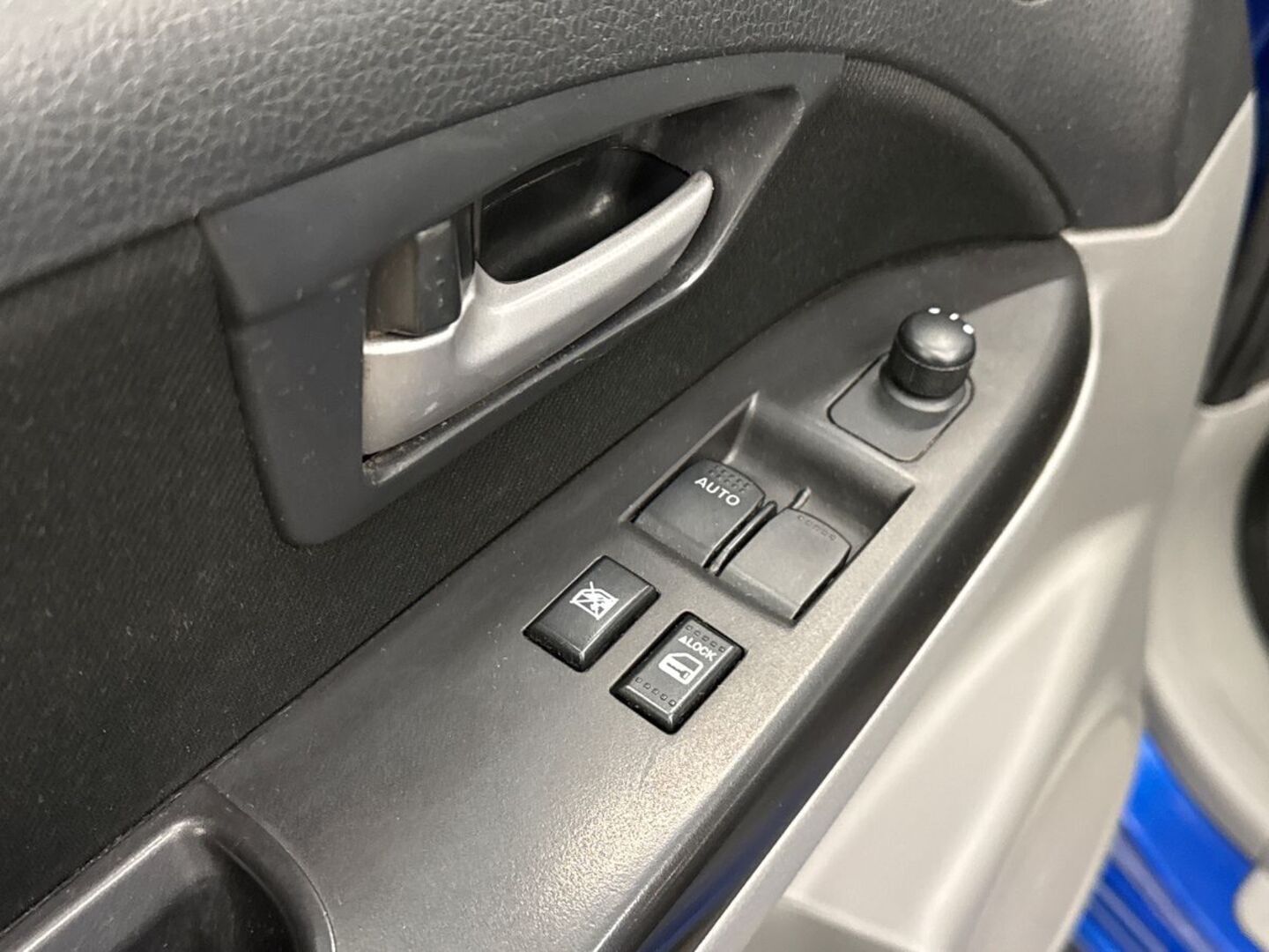 SUZUKI SX4 2011